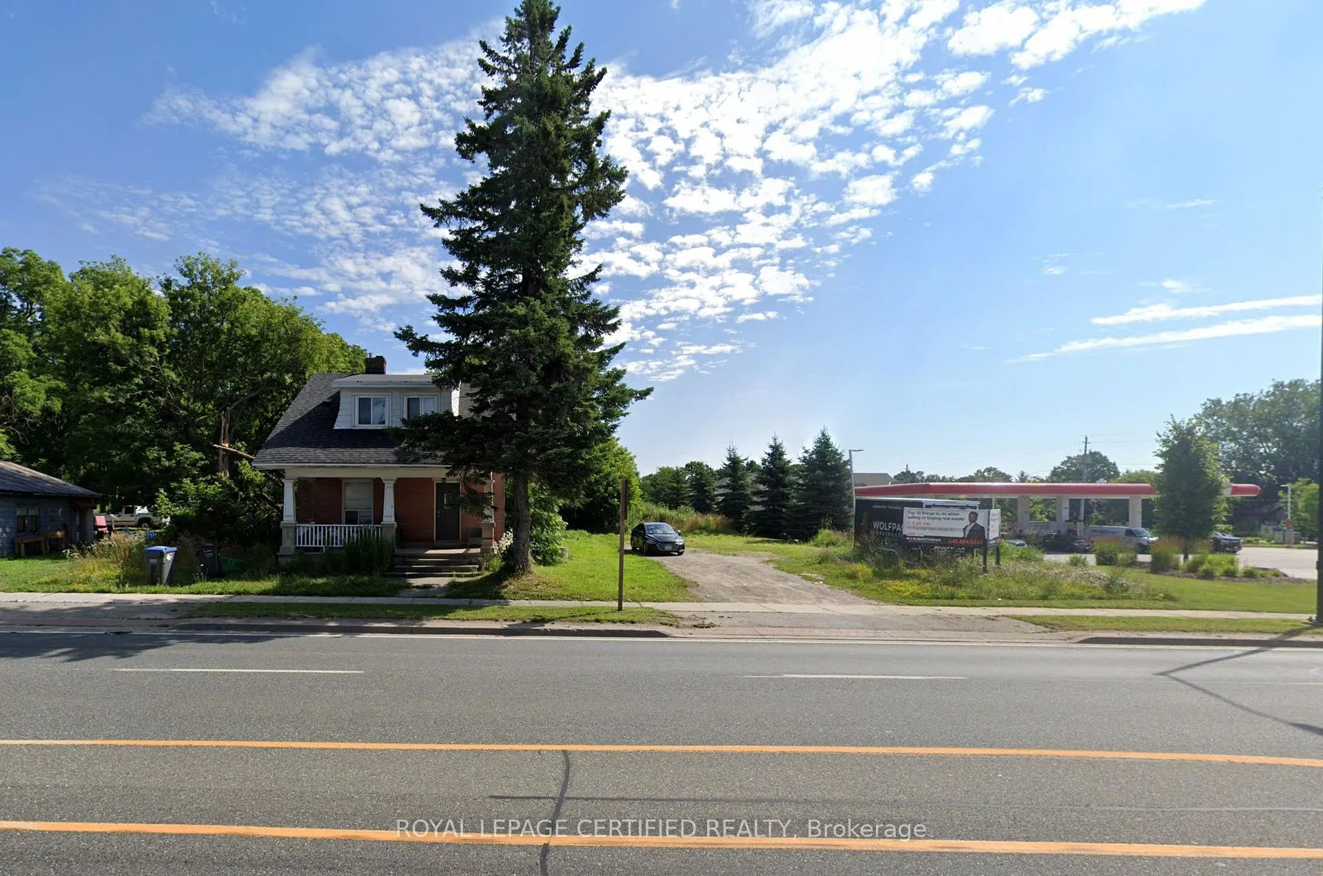 Front of 18431 Hurontario Street