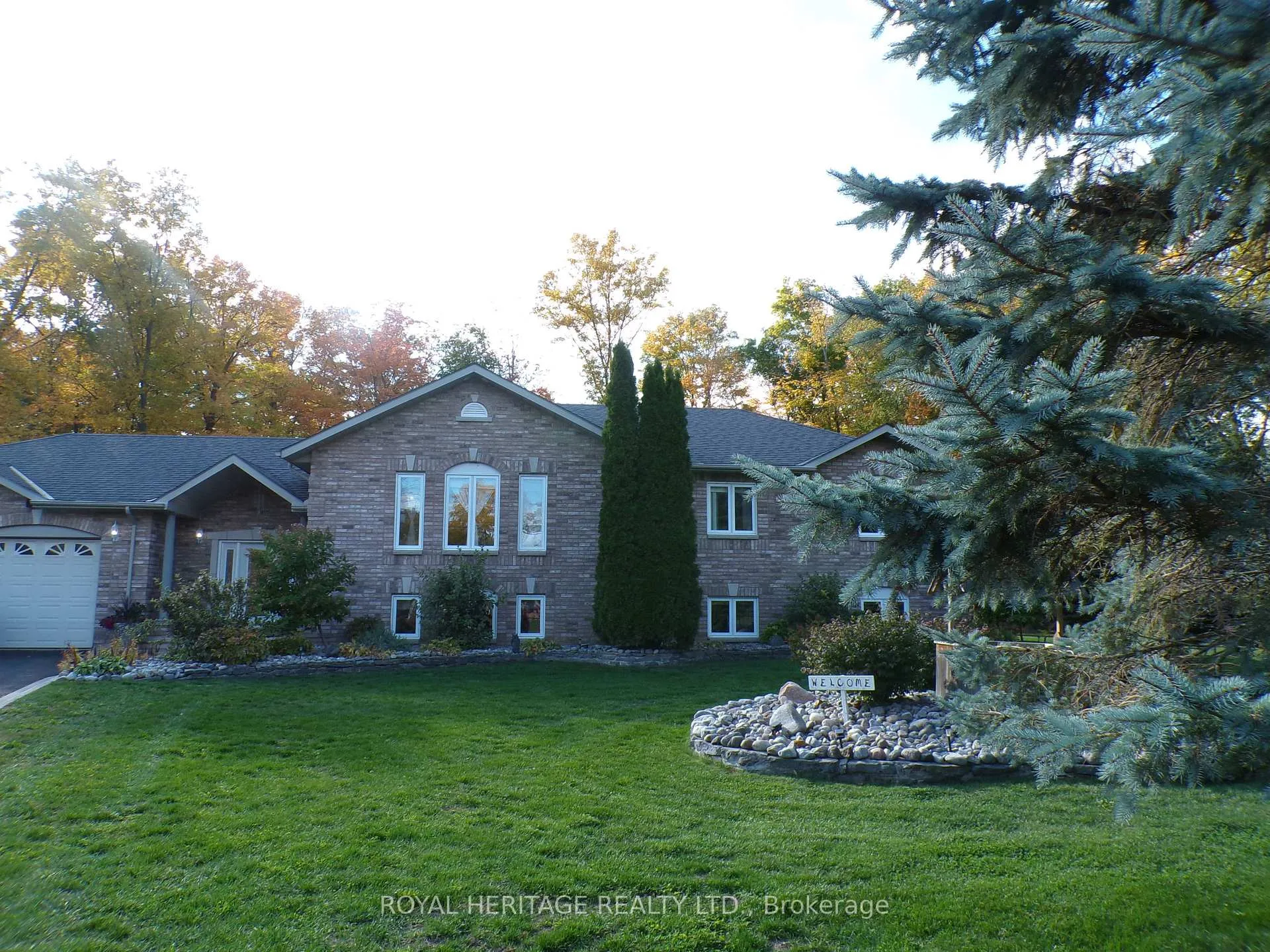 Front of 10 Vicari Road