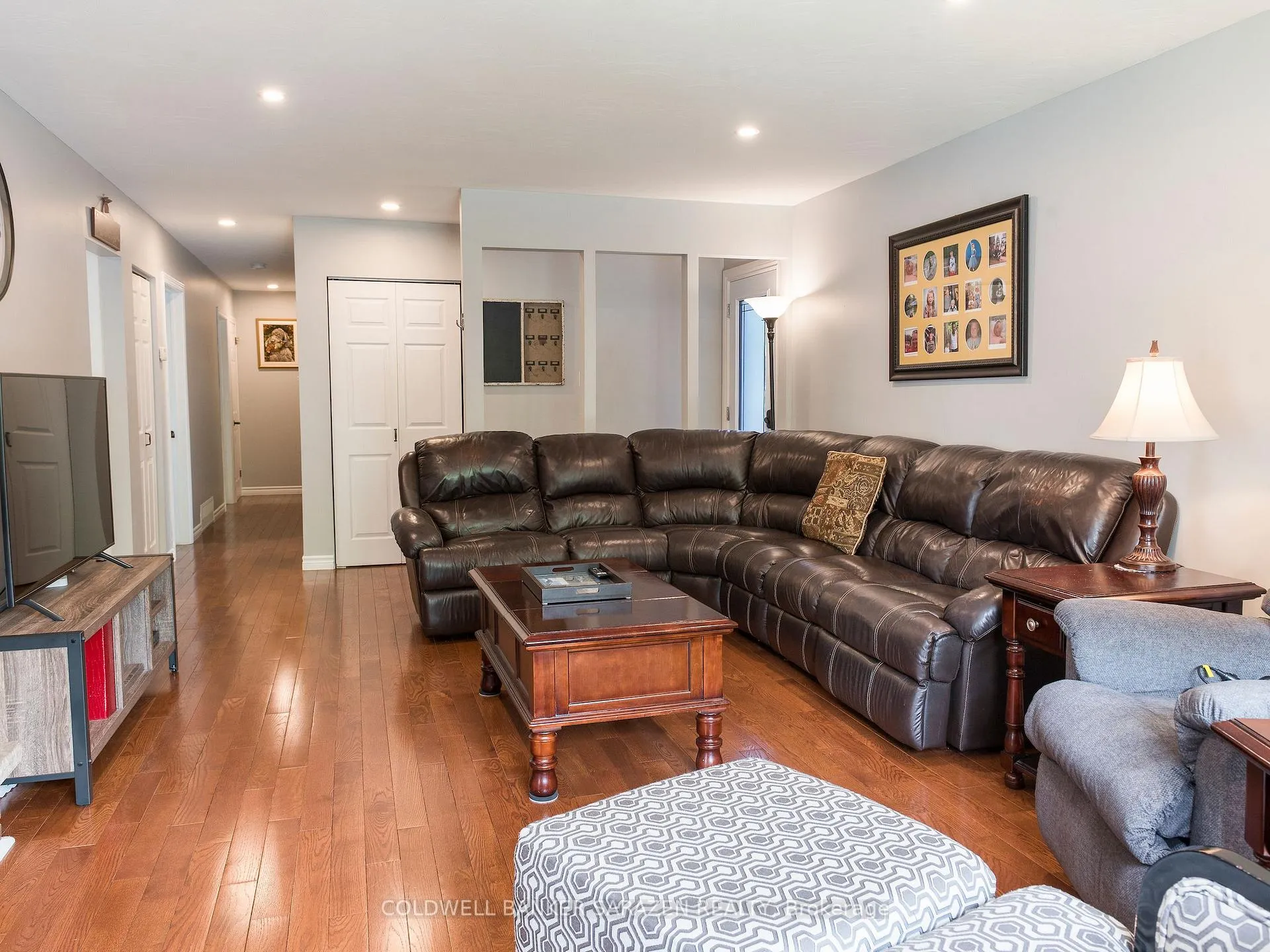 Photo 3 of 331 Caruso Street, Arnprior — HOMEH