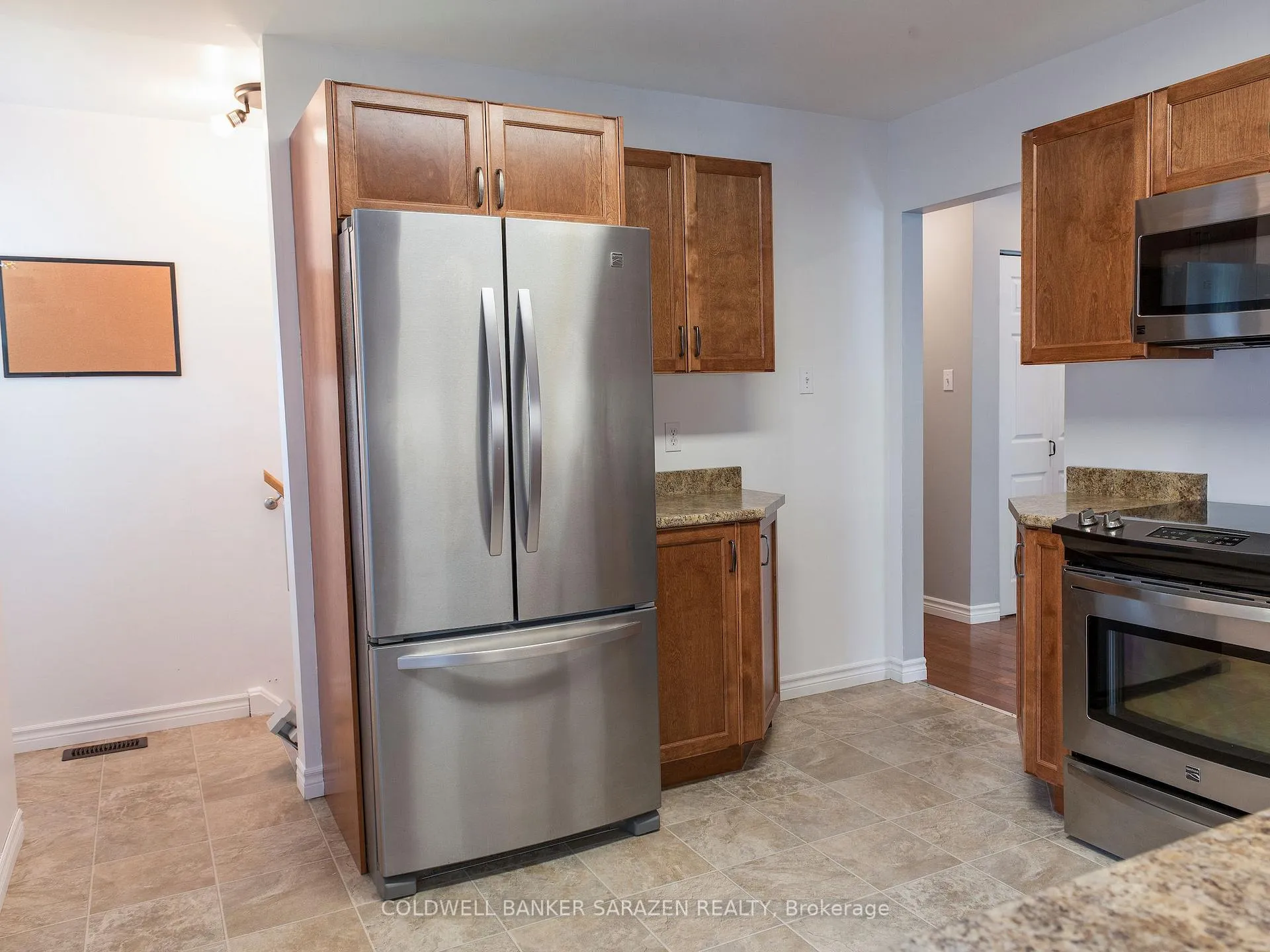 Photo 9 of 331 Caruso Street, Arnprior — HOMEH