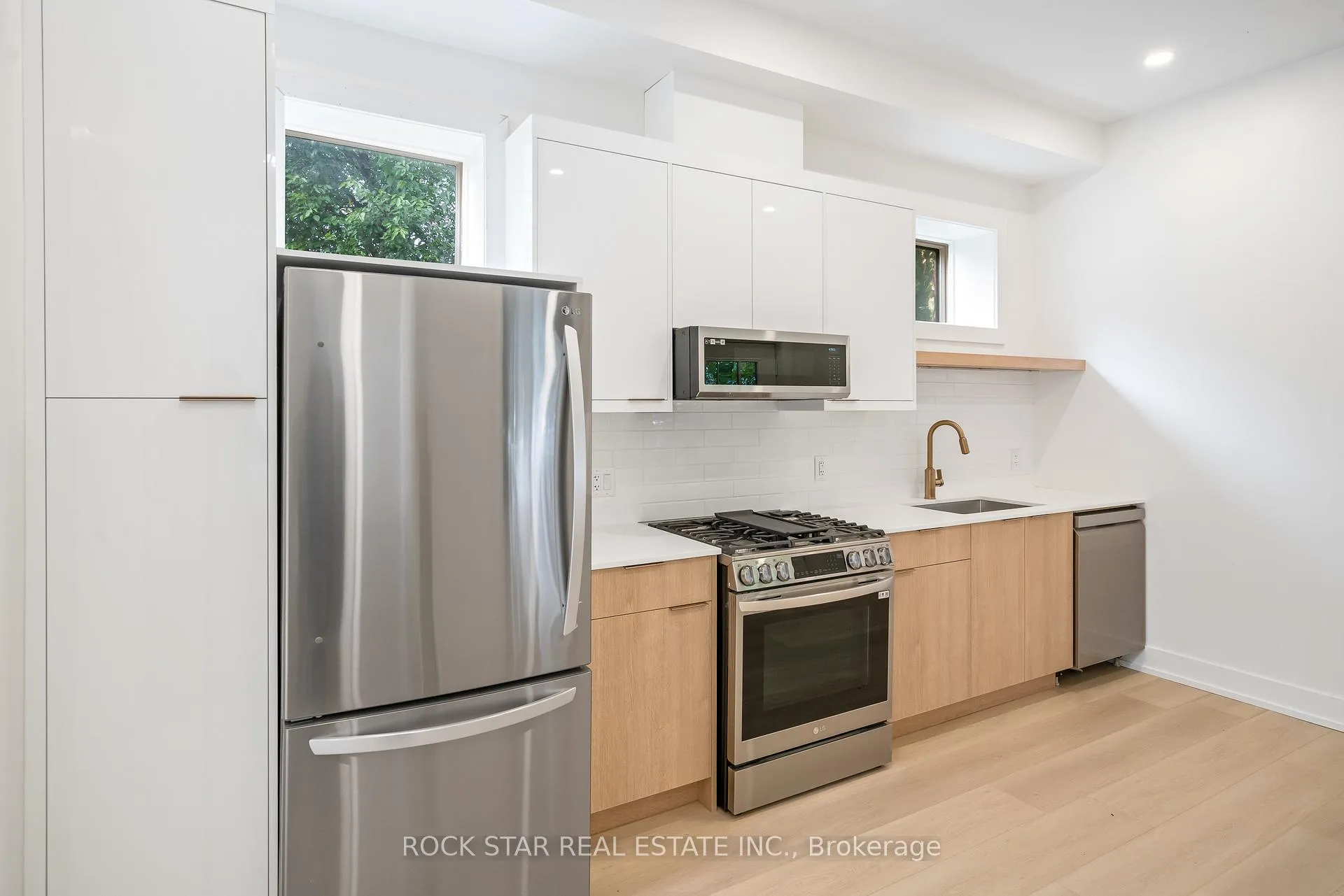 Photo 32 of 42 Ray Street S, Hamilton, Strathcona — HOMEH