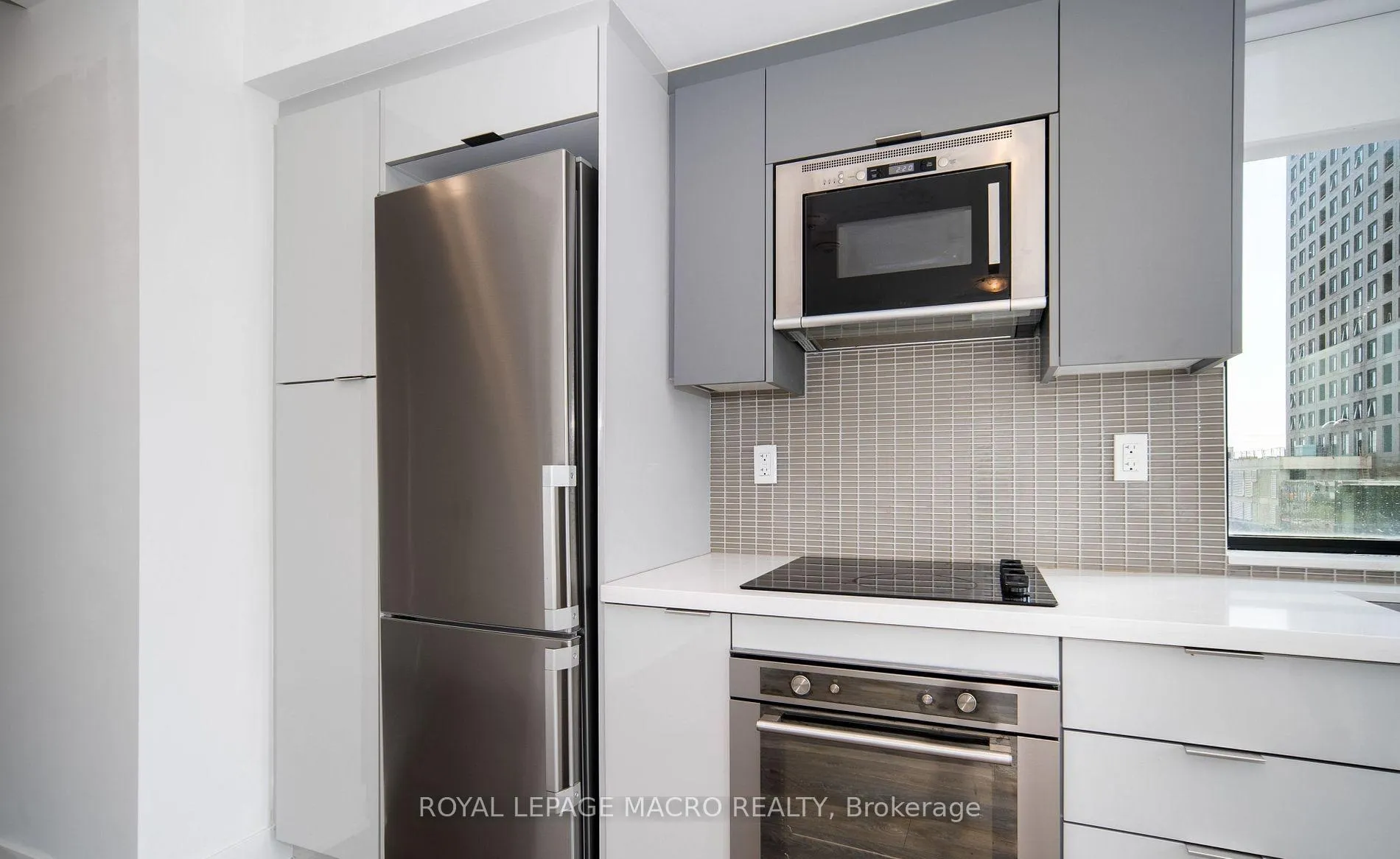 Photo 11 of Unit 309, 2916 Highway 7, Vaughan, Concord — HOMEH