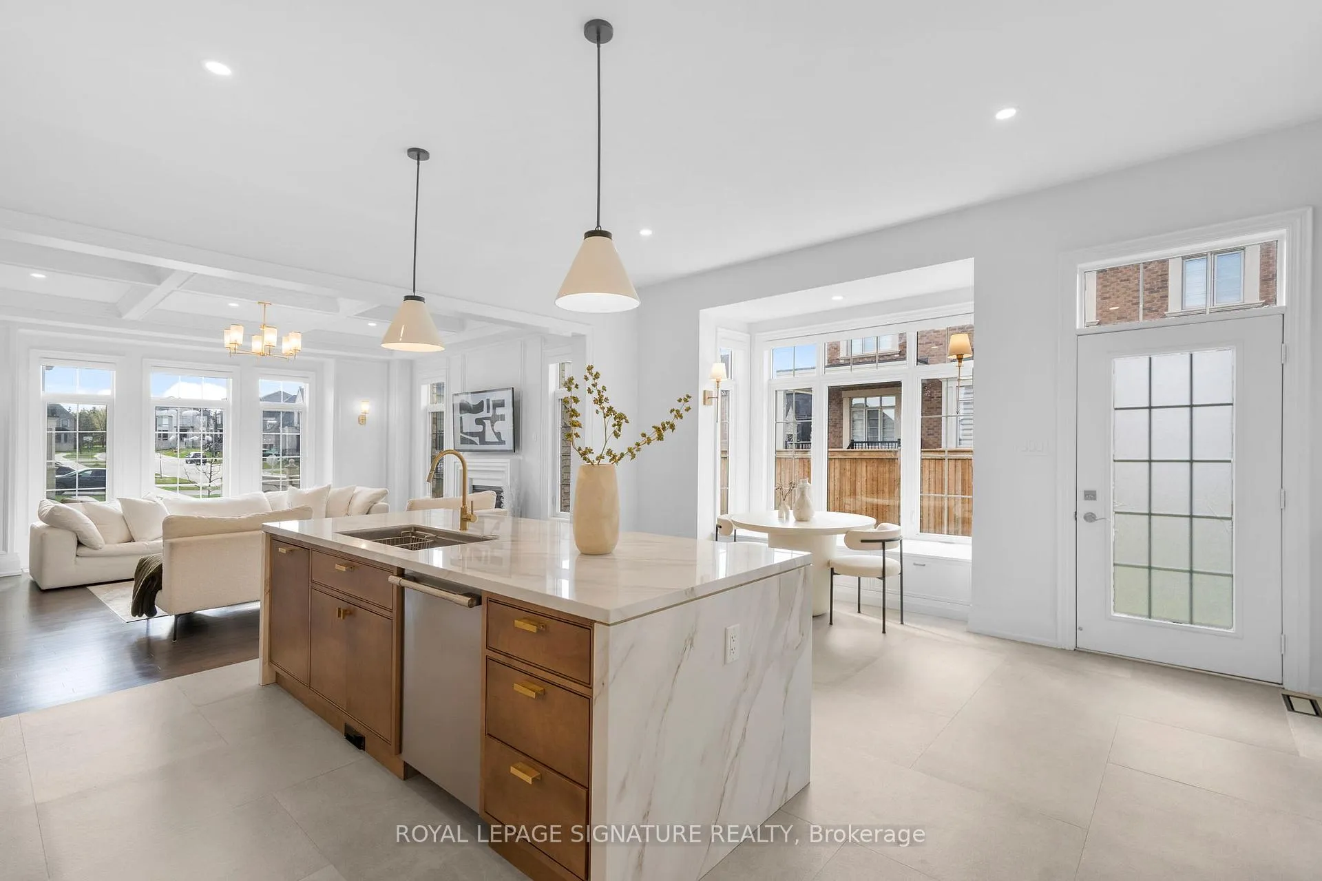 Photo 15 of 28 Lake Lenora Avenue, King, Nobleton — HOMEH
