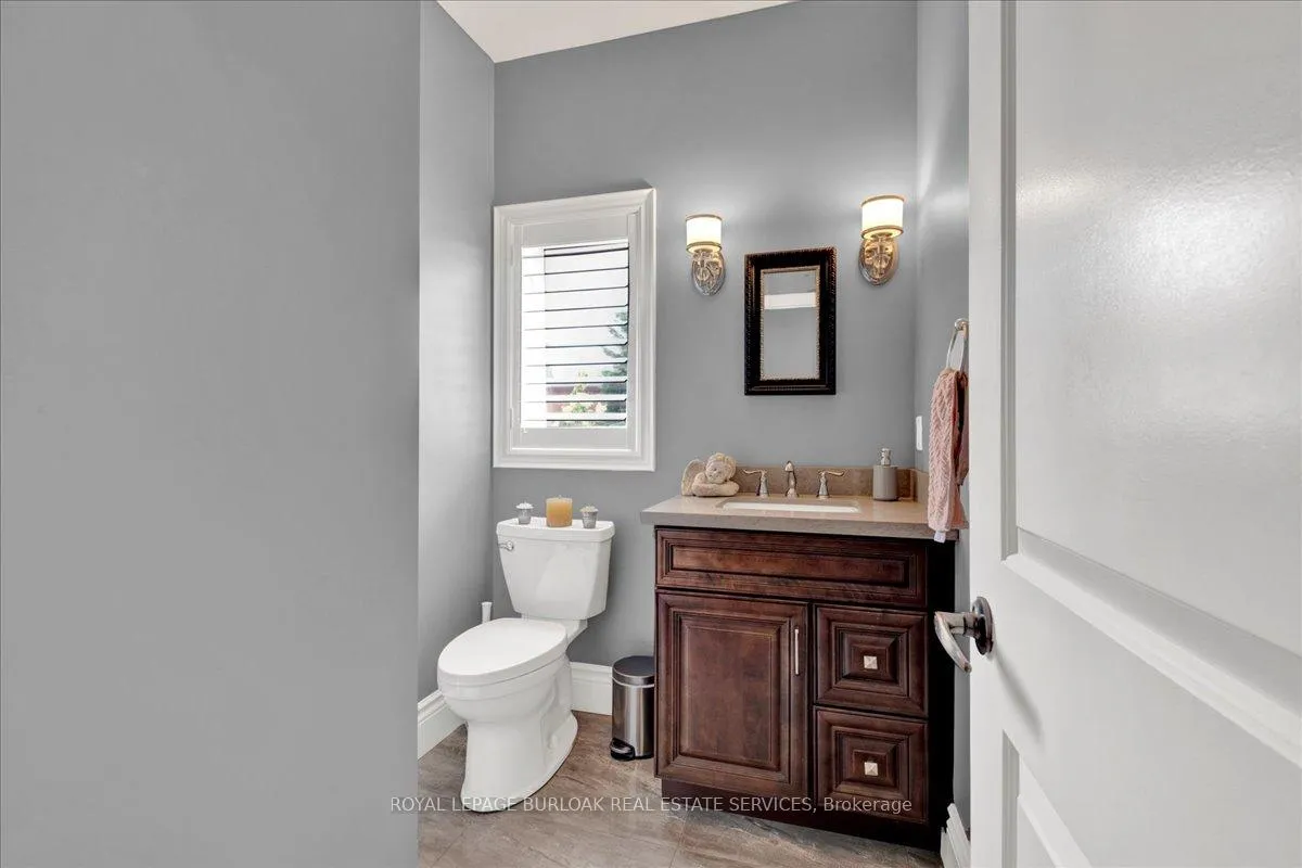 Photo 10 of 89 Eleanor Avenue, Hamilton, Eleanor — HOMEH