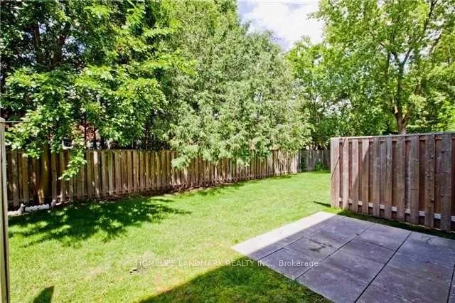 Photo 19 of 16 New Port Way, Markham, Thornhill — HOMEH