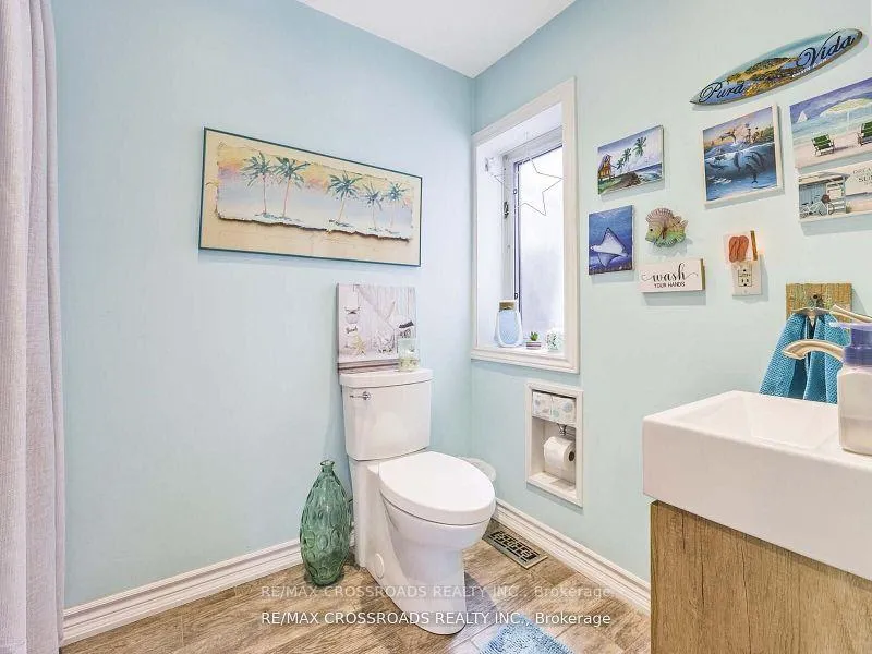 Photo 25 of 22 Ivy Avenue, Toronto, South Riverdale — HOMEH