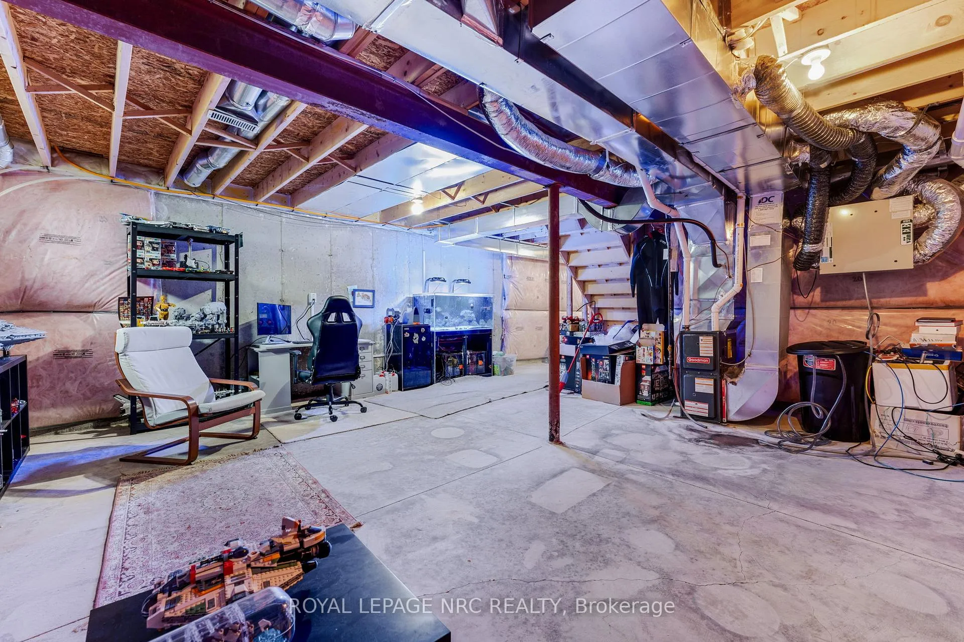 Photo 40 of 21 Pinot Crescent, Hamilton, Stoney Creek — HOMEH