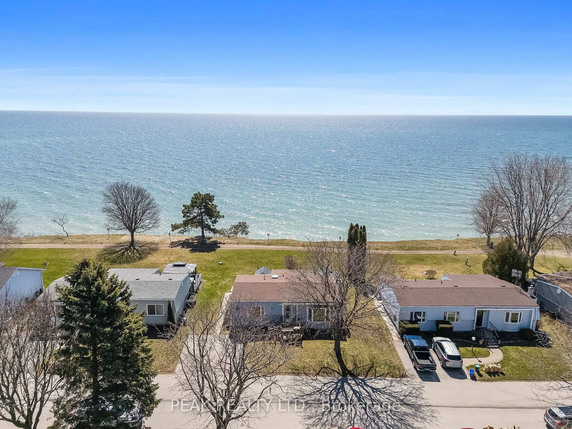 Front of 71 Bluffs Road