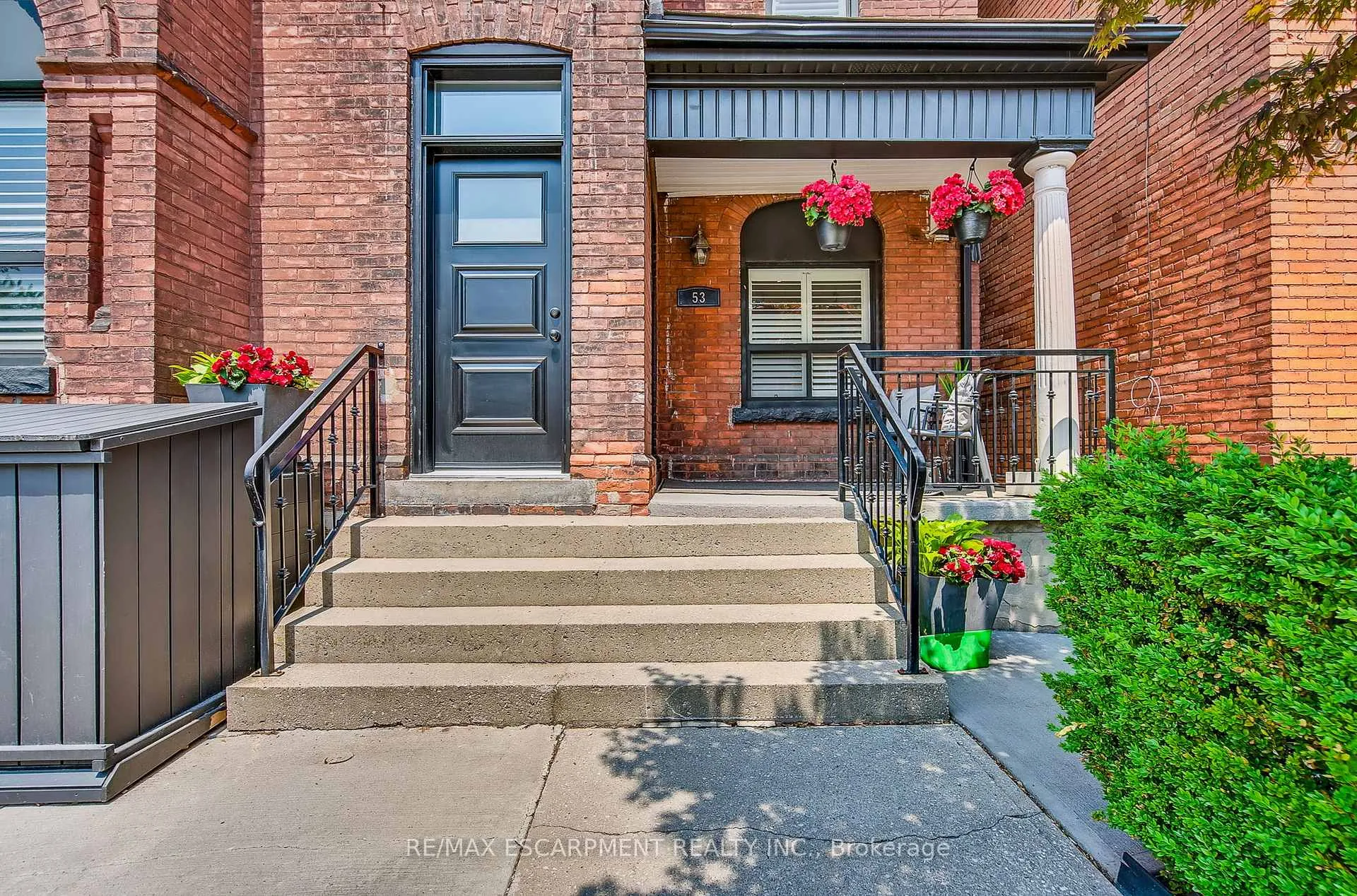 Photo 3 of 53 Murray Street E, Hamilton, Beasley — HOMEH