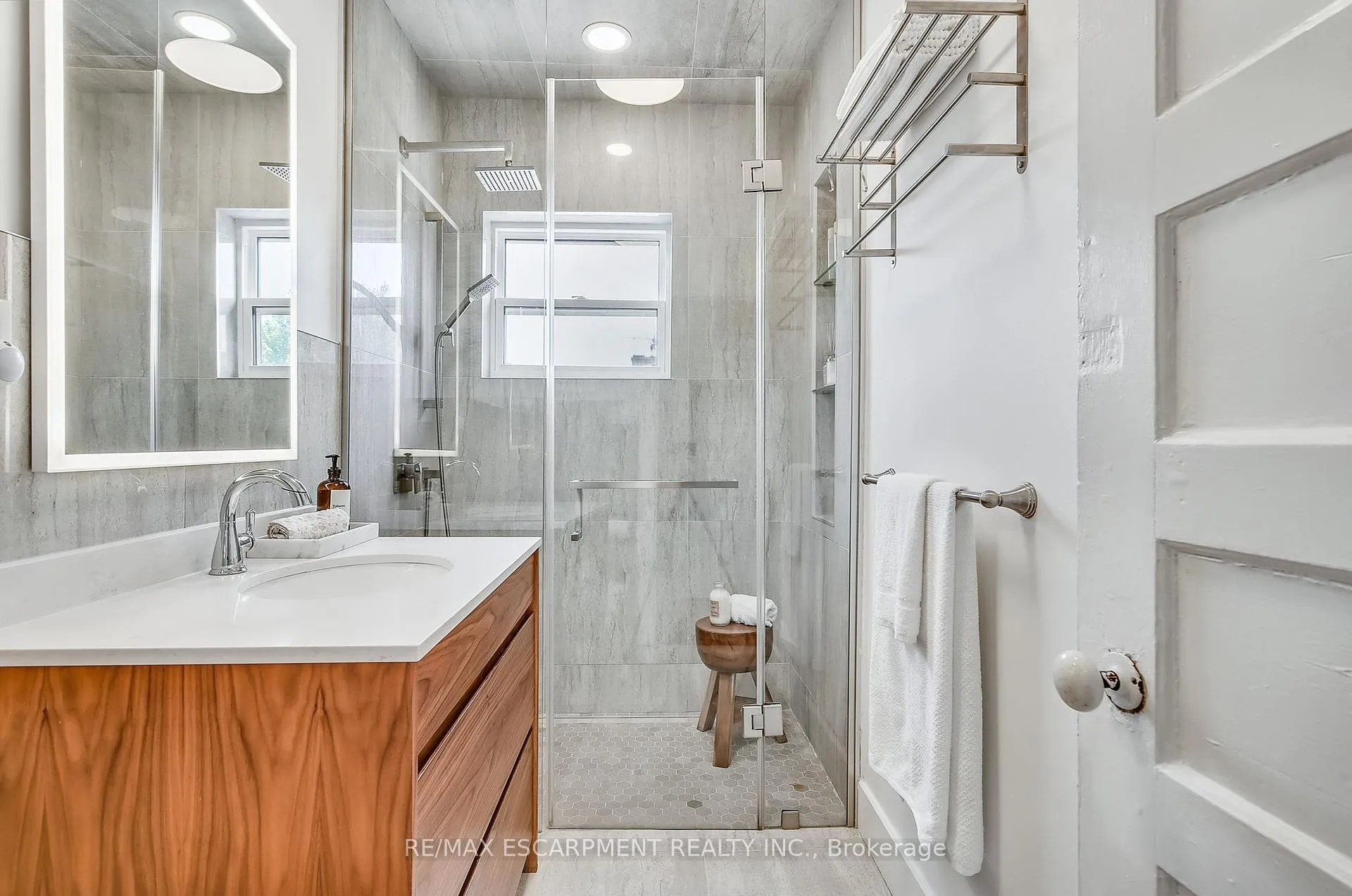 Photo 27 of 53 Murray Street E, Hamilton, Beasley — HOMEH