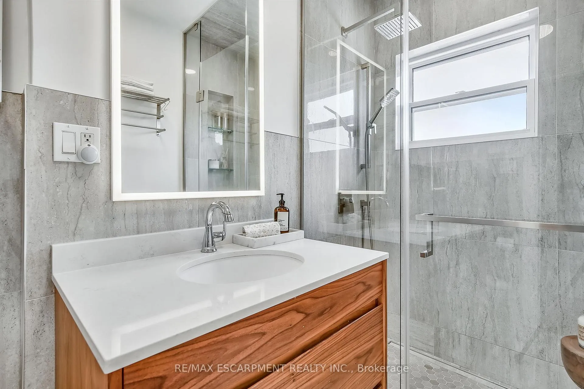 Photo 28 of 53 Murray Street E, Hamilton, Beasley — HOMEH