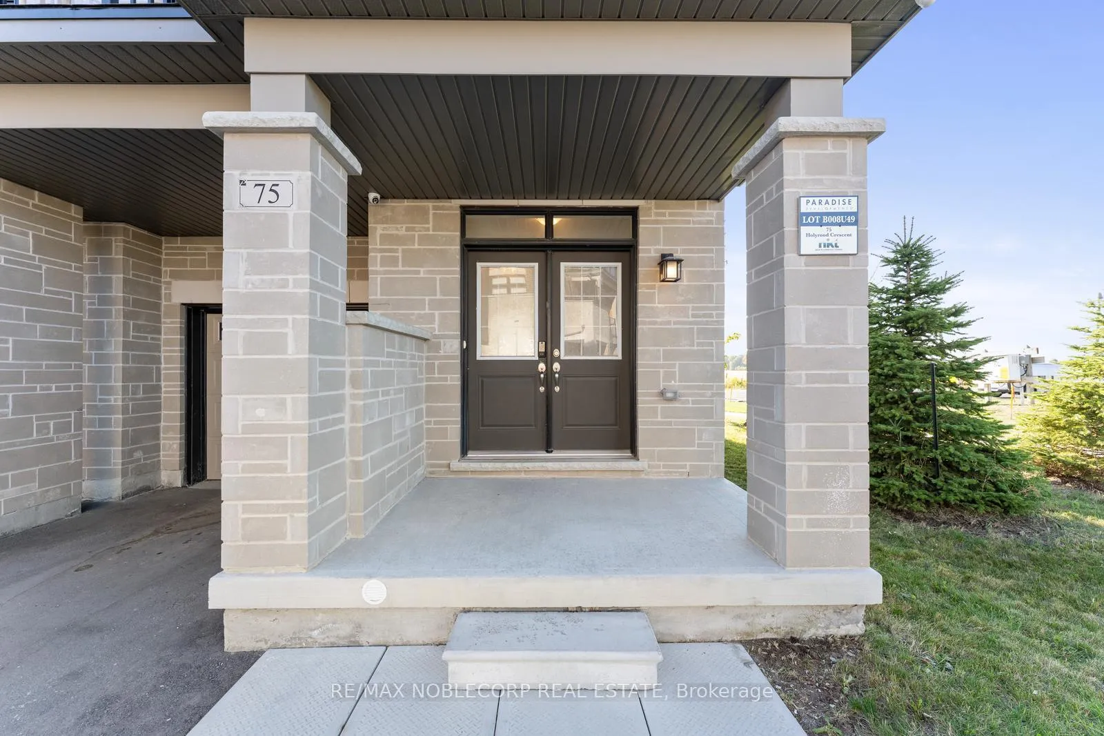 Photo 9 of 75 Holyrood Crescent, Vaughan, Kleinburg — HOMEH