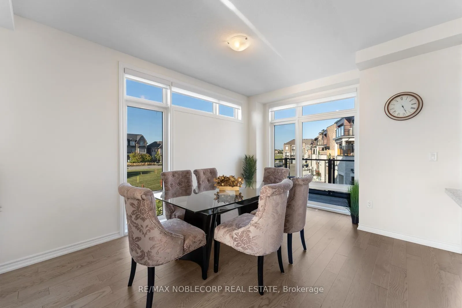 Photo 27 of 75 Holyrood Crescent, Vaughan, Kleinburg — HOMEH