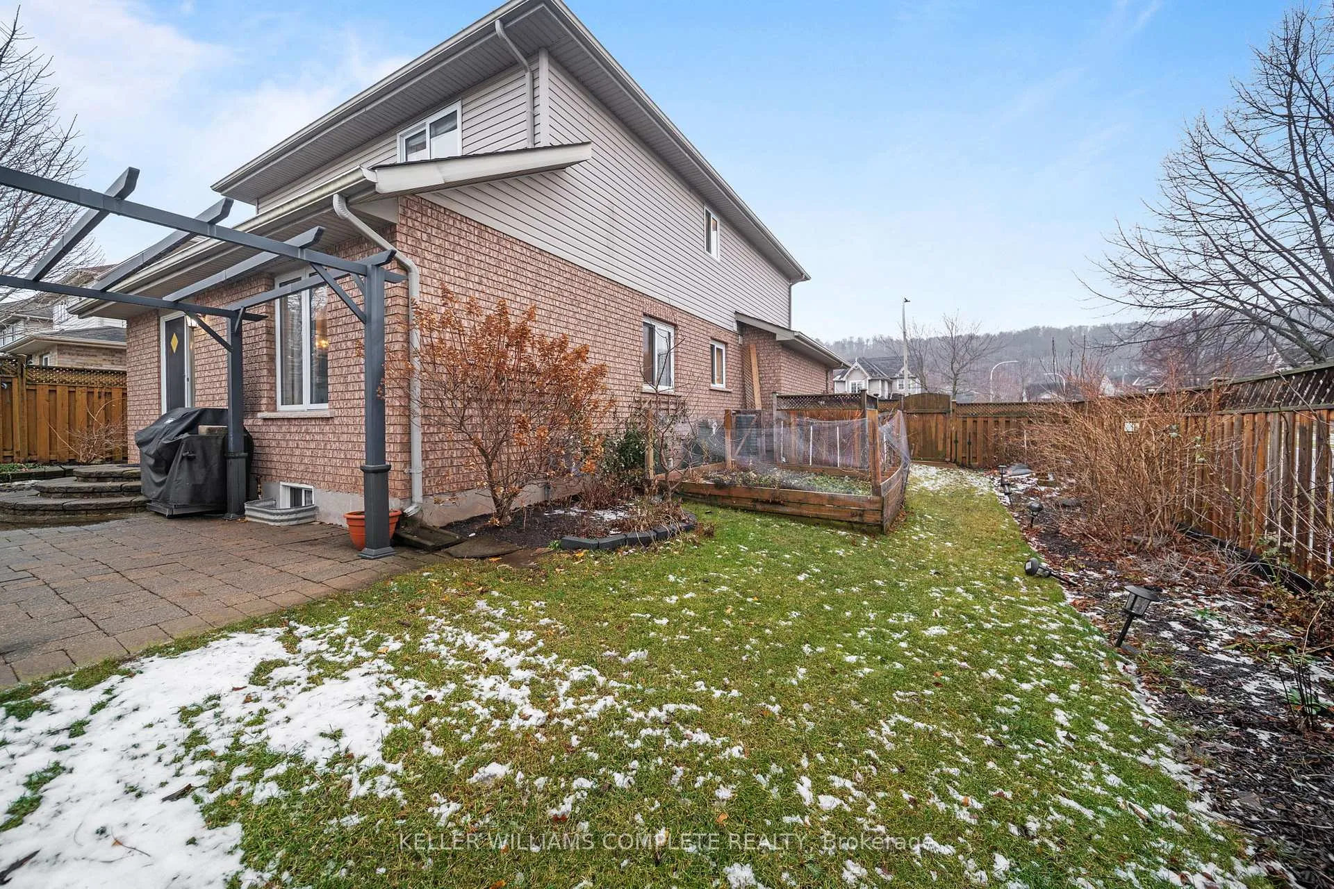 Photo 43 of 83 Udell Way, Grimsby, Grimsby East — HOMEH