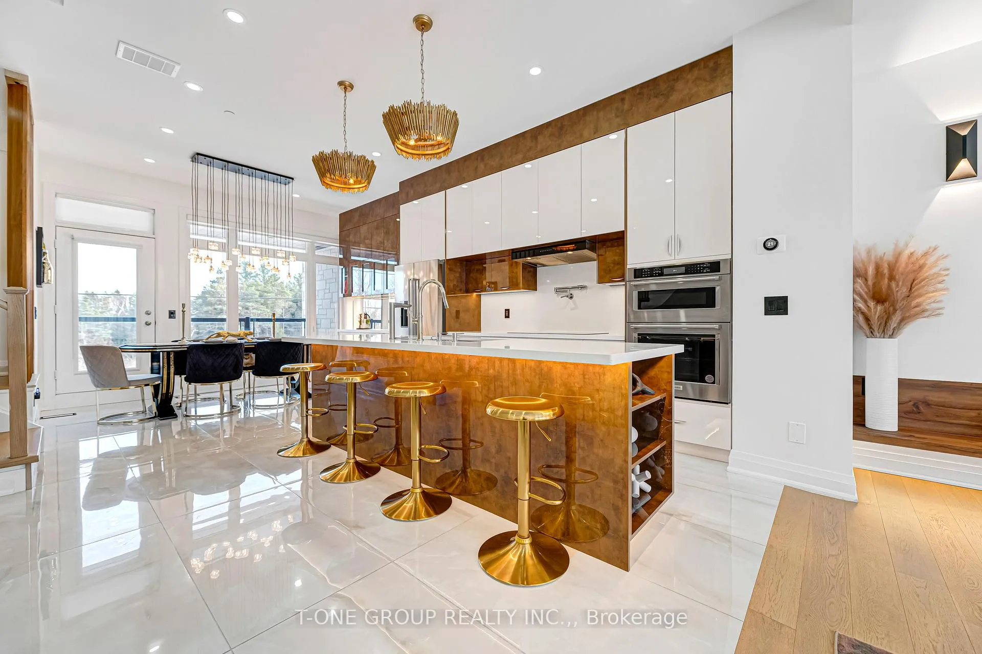 Photo 1 of 9 Credit Lane, Richmond Hill, Jefferson — HOMEH
