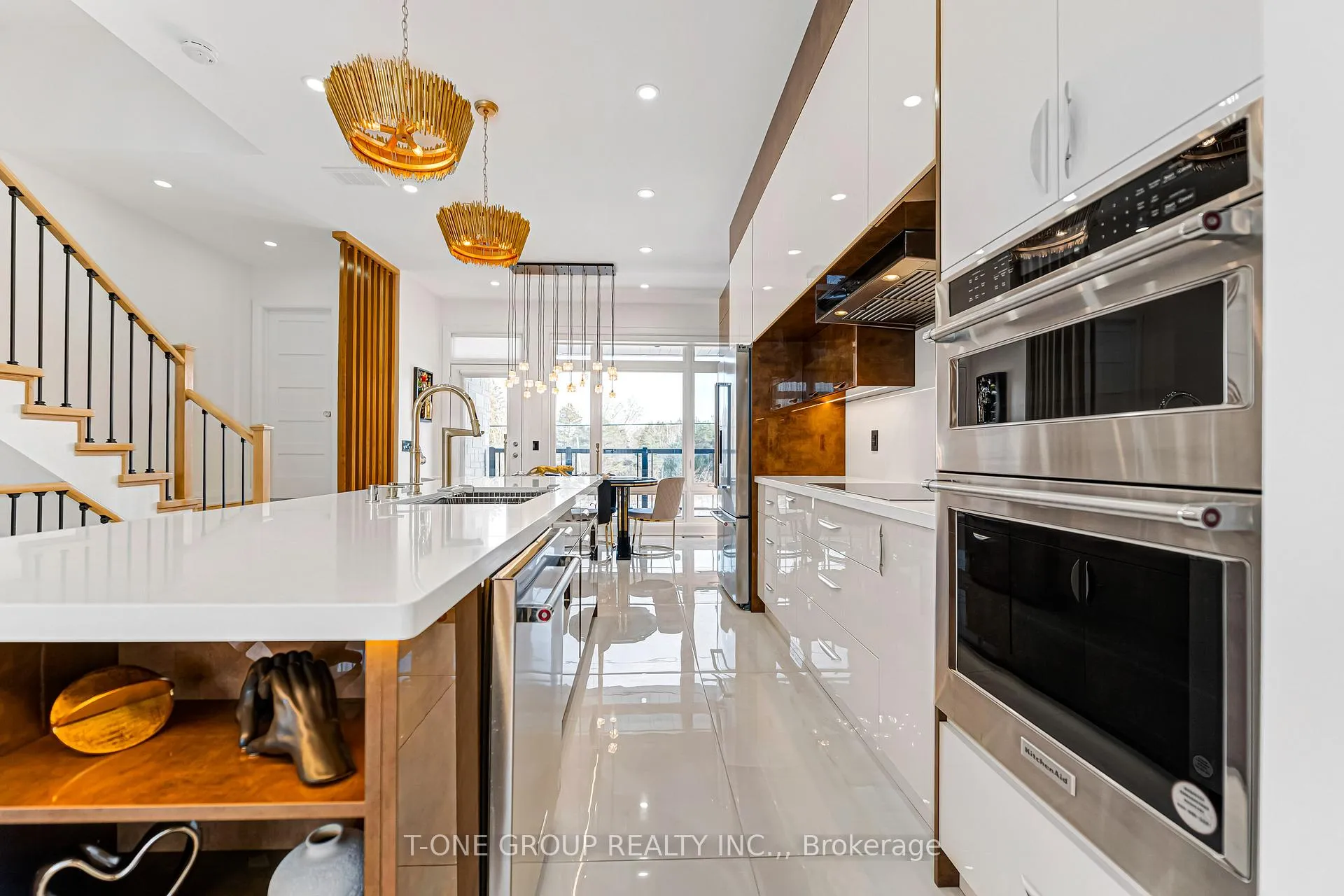 Photo 16 of 9 Credit Lane, Richmond Hill, Jefferson — HOMEH