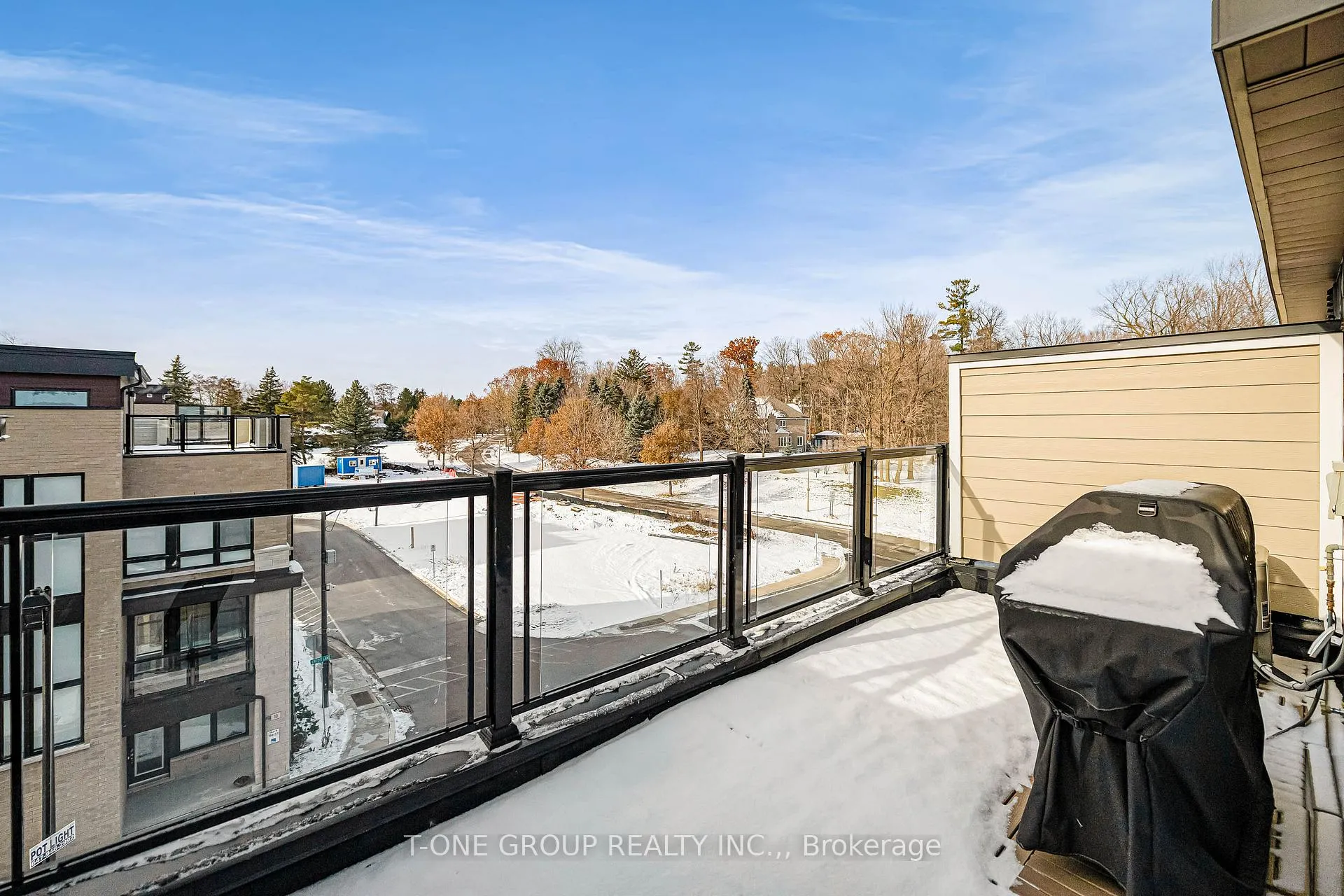 Photo 45 of 9 Credit Lane, Richmond Hill, Jefferson — HOMEH