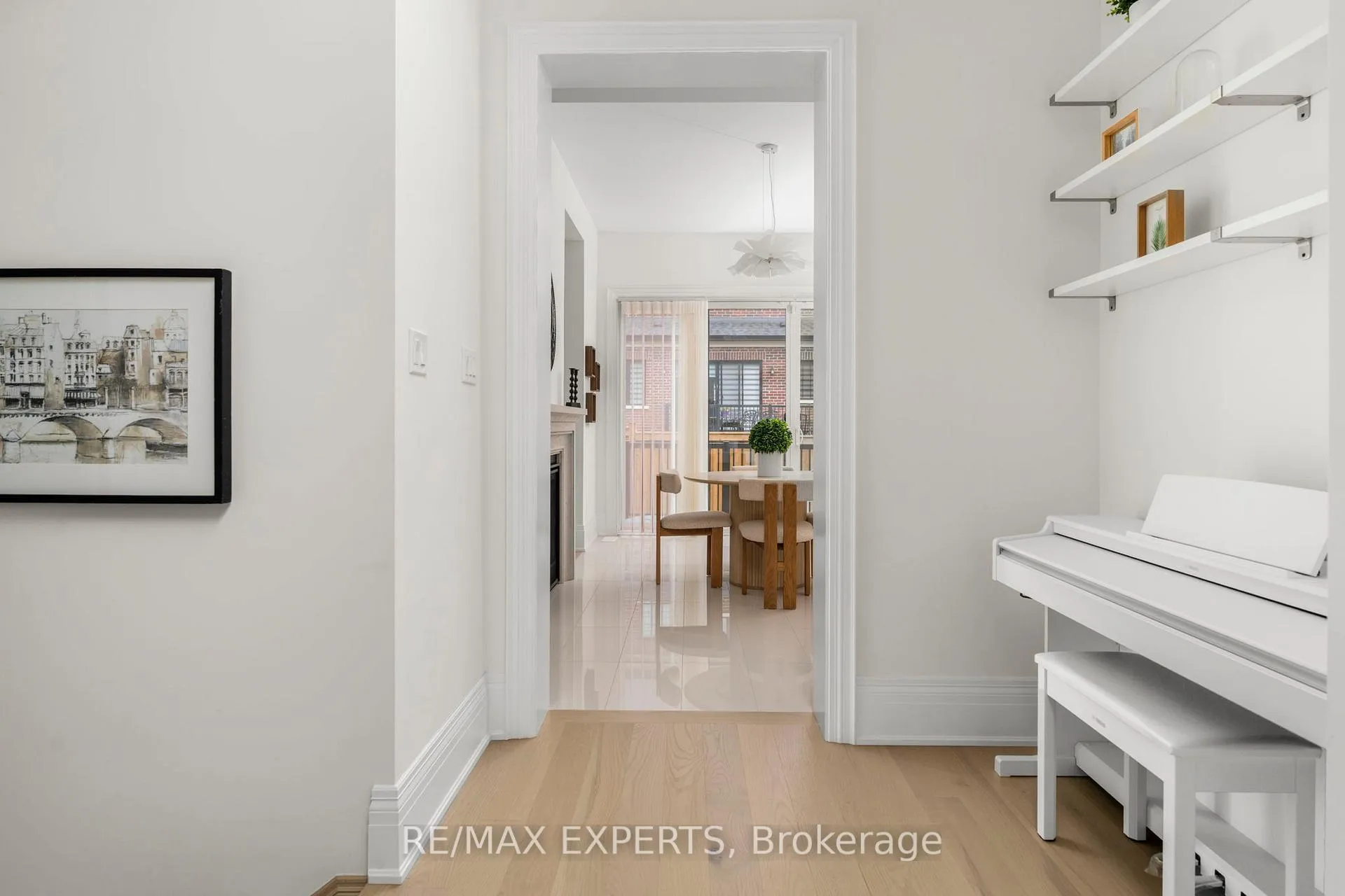 Photo 18 of 17 Kinburn Crescent, Vaughan, Vellore Village — HOMEH