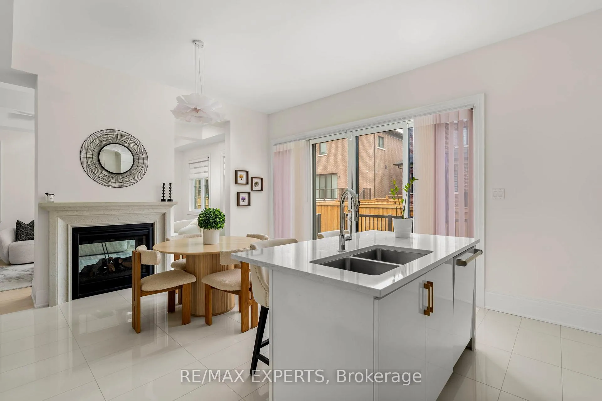 Photo 31 of 17 Kinburn Crescent, Vaughan, Vellore Village — HOMEH