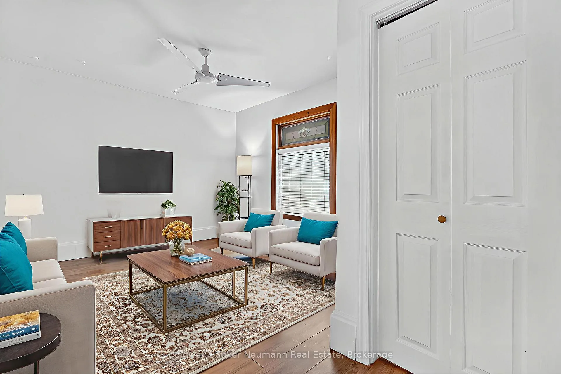 Photo 6 of 155 Weber Street E, Kitchener — HOMEH