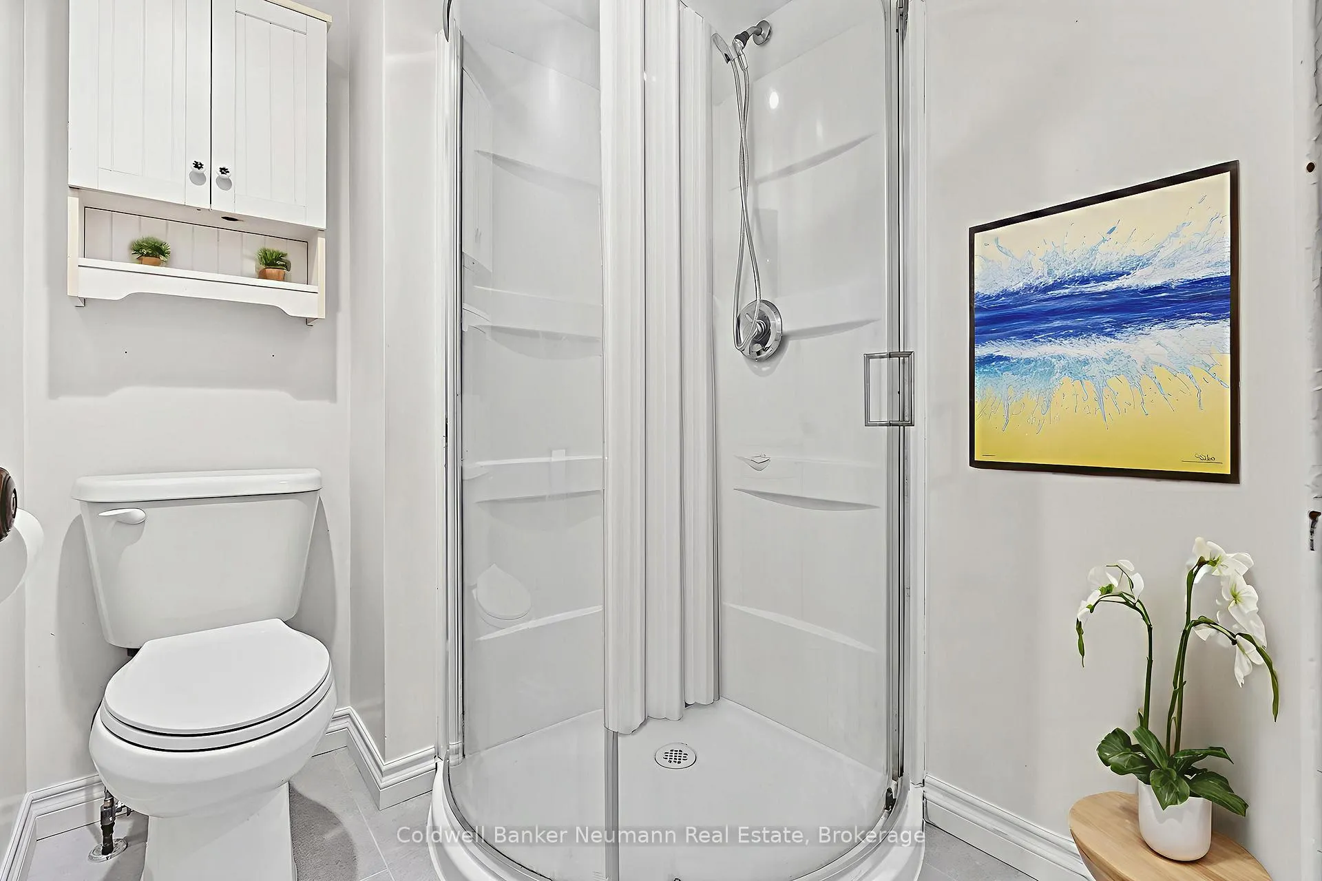 Photo 7 of 155 Weber Street E, Kitchener — HOMEH