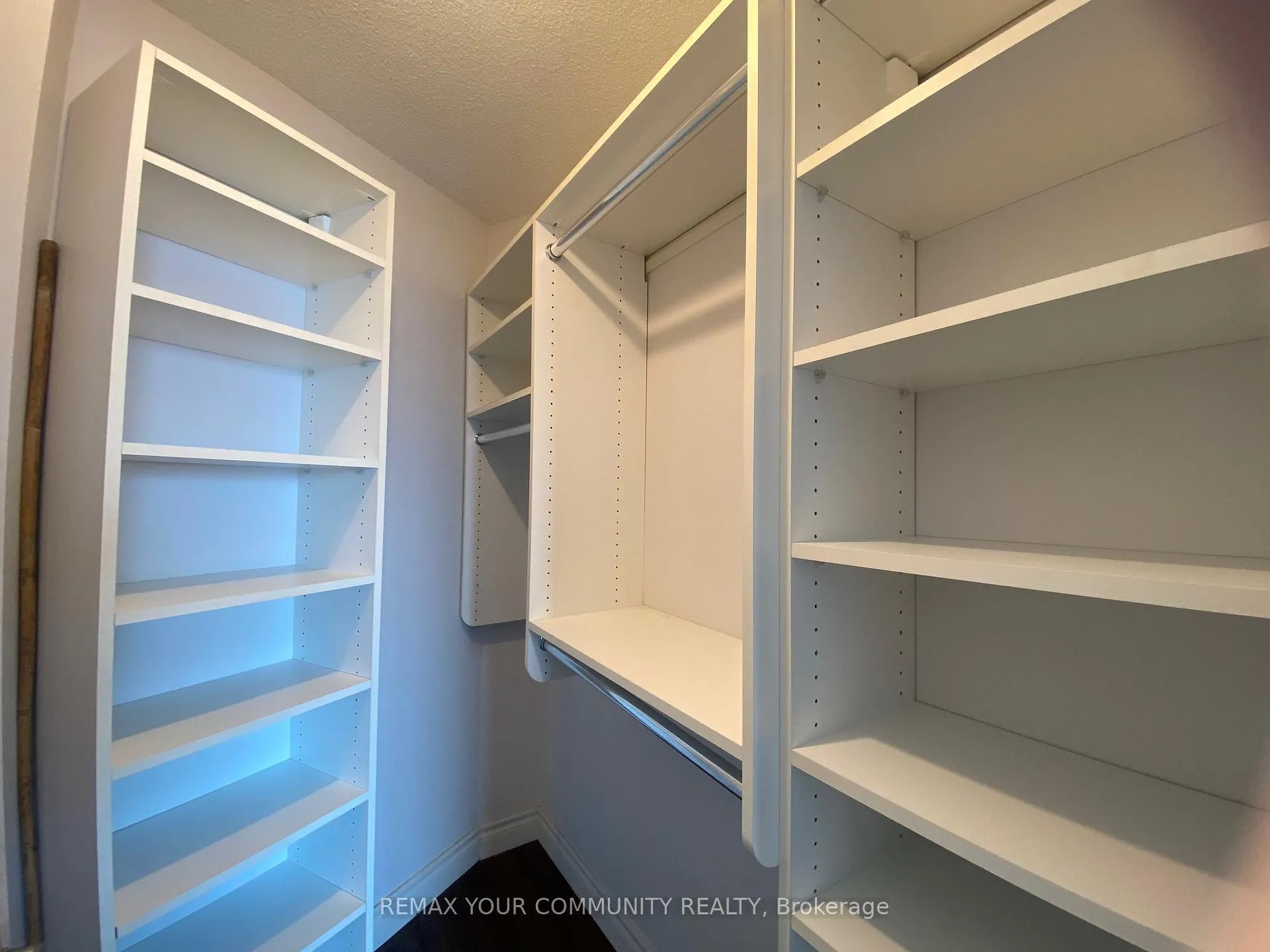Photo 19 of Unit LPH10, 23 Oneida Crescent, Richmond Hill, Langstaff — HOMEH