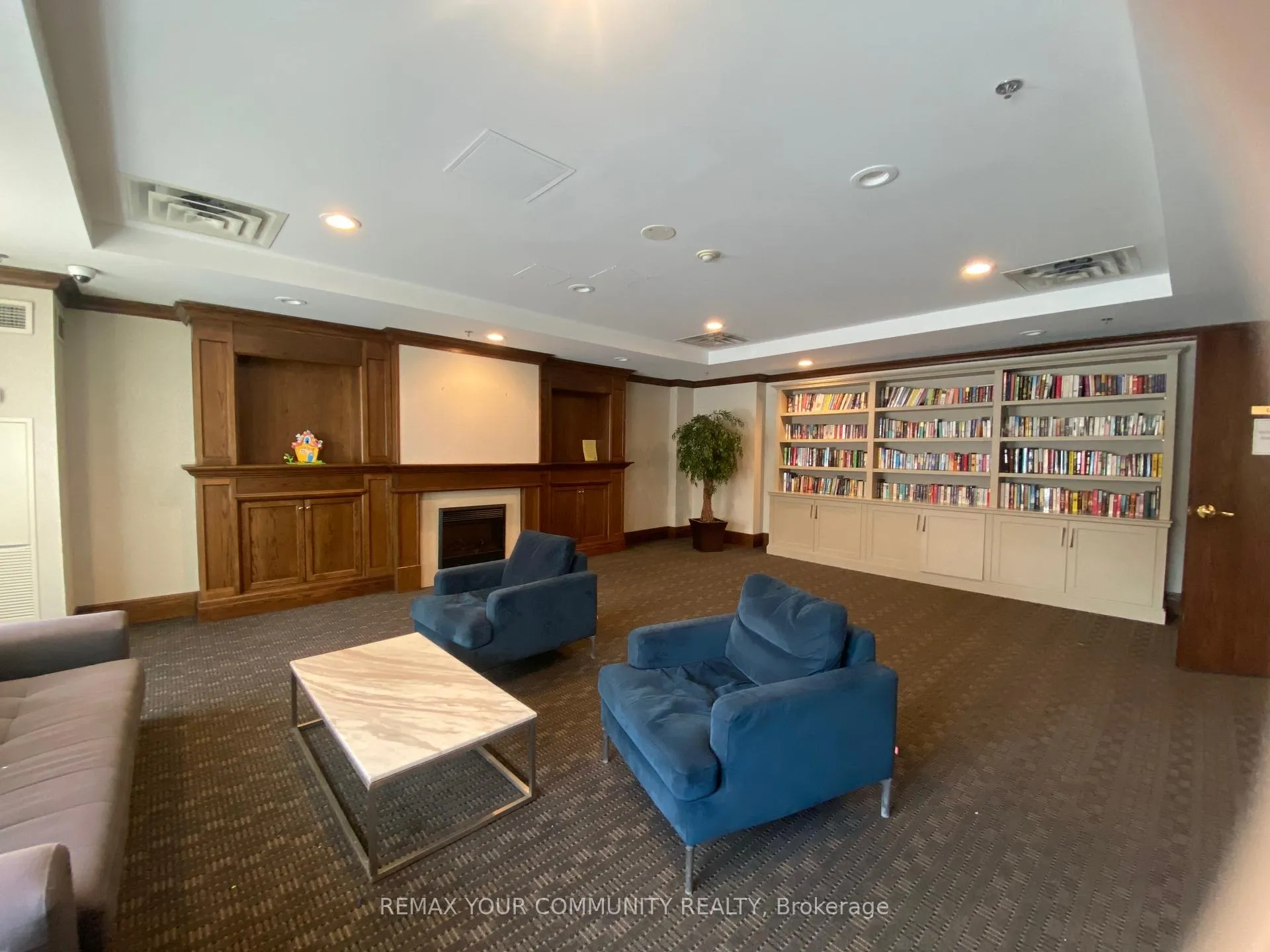 Photo 27 of Unit LPH10, 23 Oneida Crescent, Richmond Hill, Langstaff — HOMEH