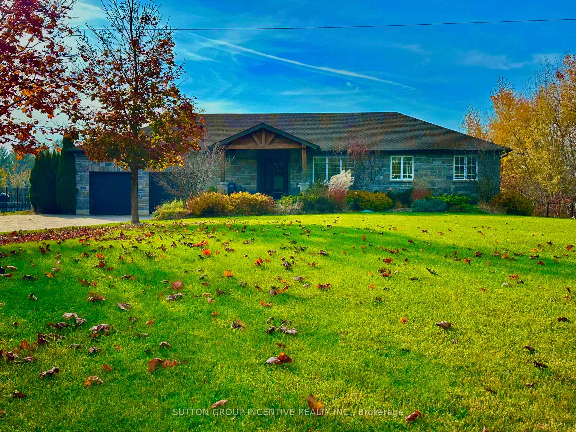Photo 1 of 7590 8th Line, Essa, Rural Essa — HOMEH