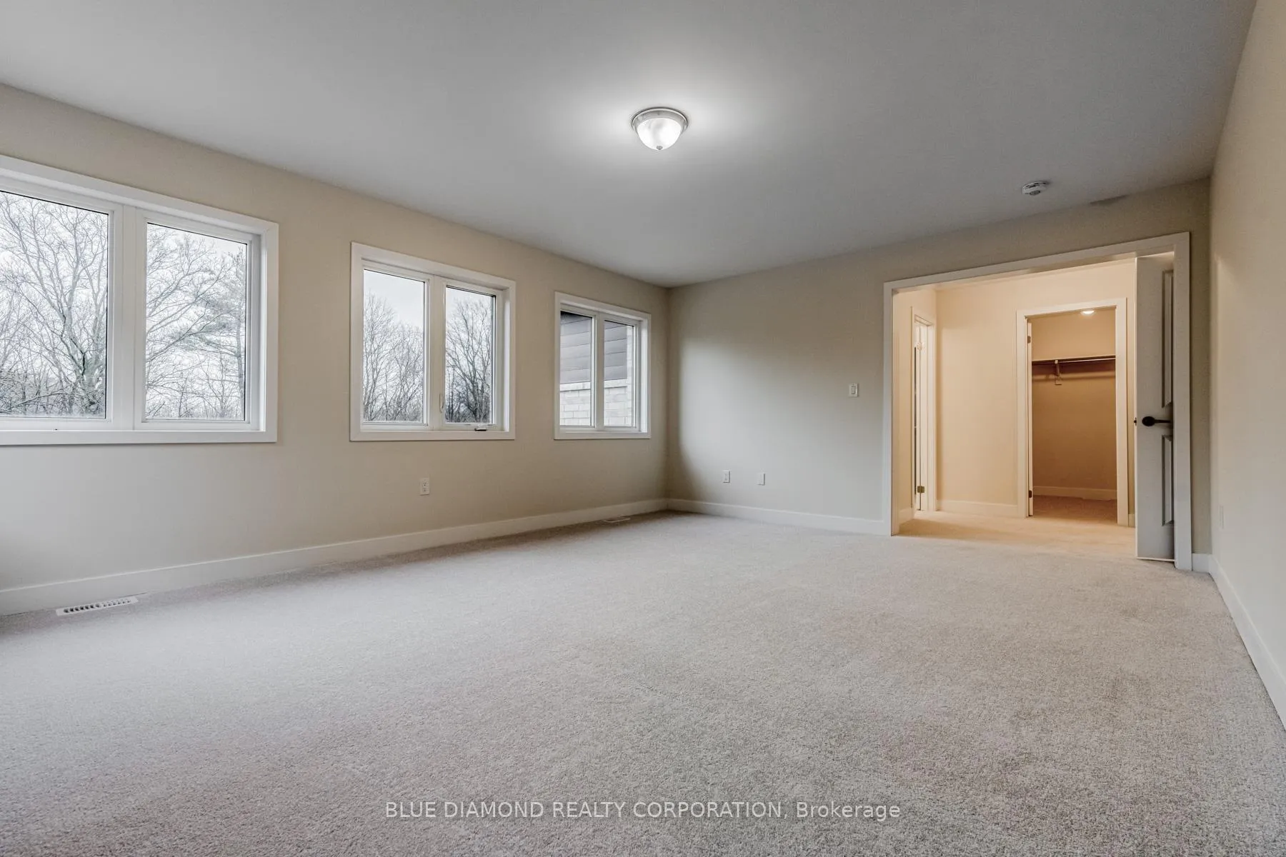 Photo 5 of 1479 Wellwood Terrace, Milton, Cobban — HOMEH