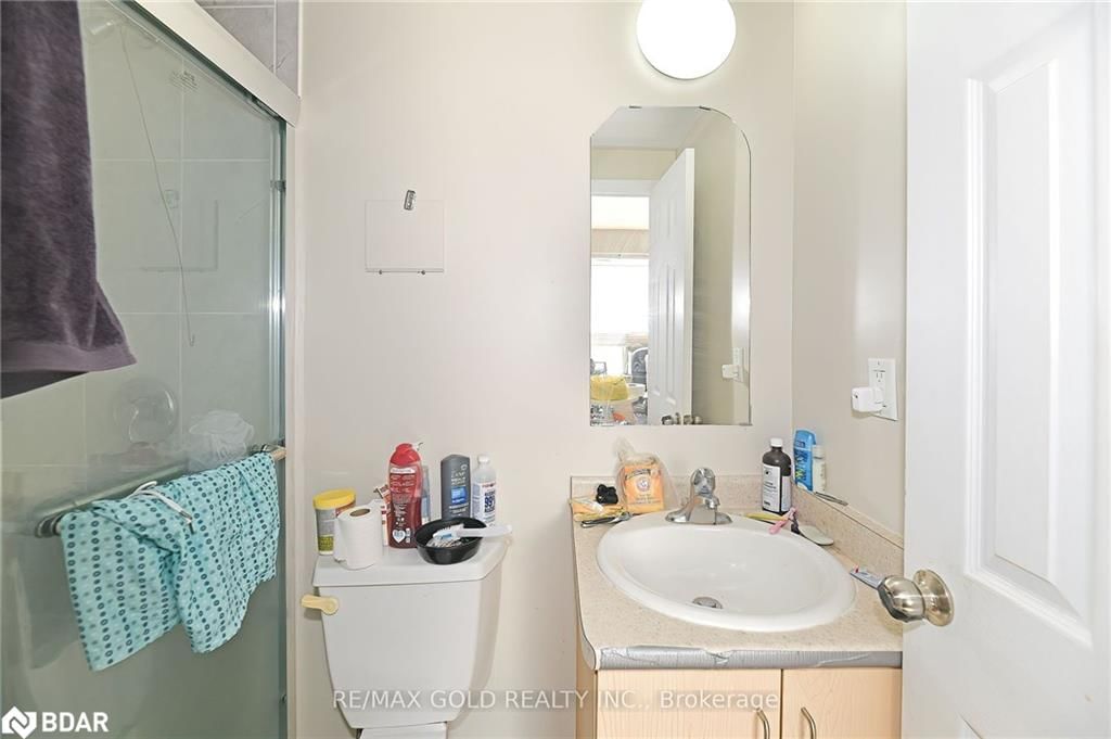 Photo 7 of 156 Barrington Avenue, Toronto, Crescent Town — HOMEH