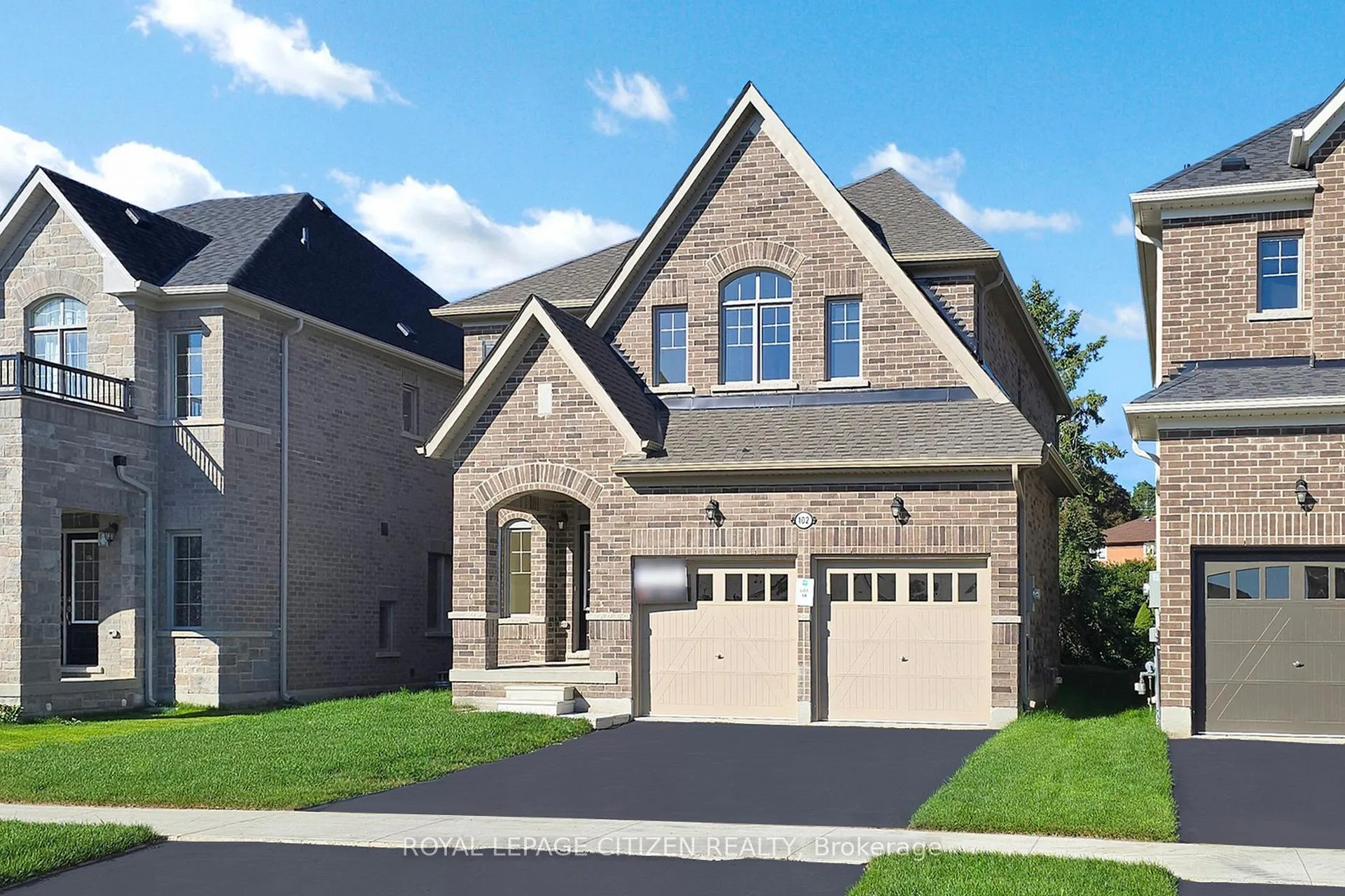 Photo 1 of 102 North Garden Boulevard, Scugog, Port Perry — HOMEH