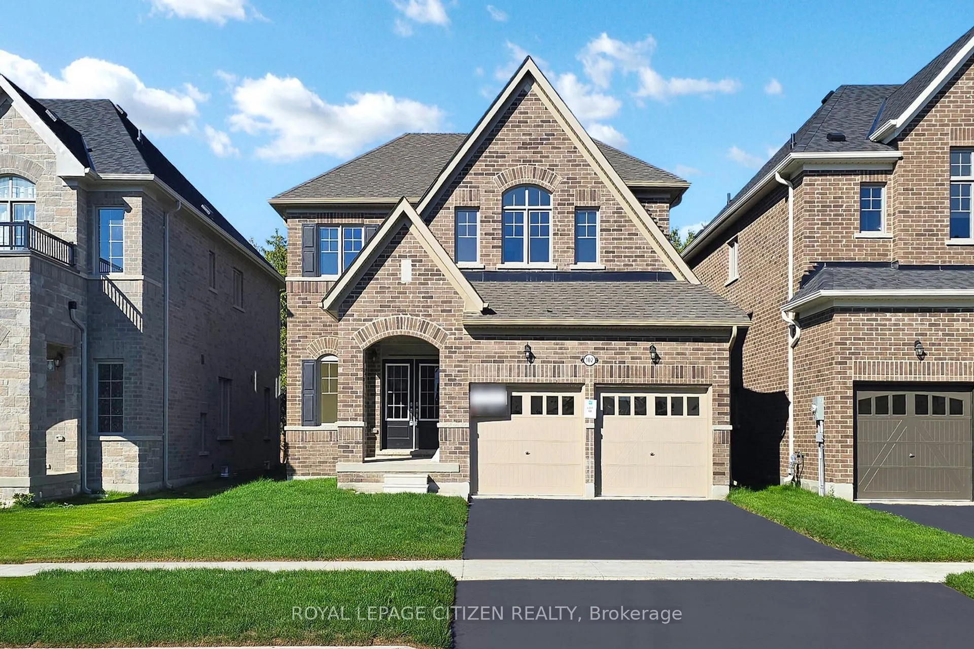 Photo 3 of 102 North Garden Boulevard, Scugog, Port Perry — HOMEH
