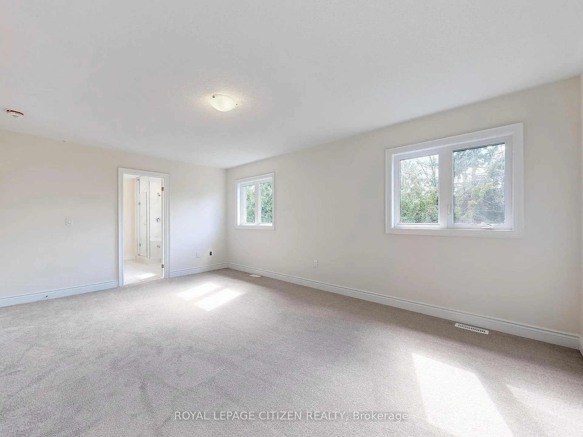 Photo 23 of 102 North Garden Boulevard, Scugog, Port Perry — HOMEH