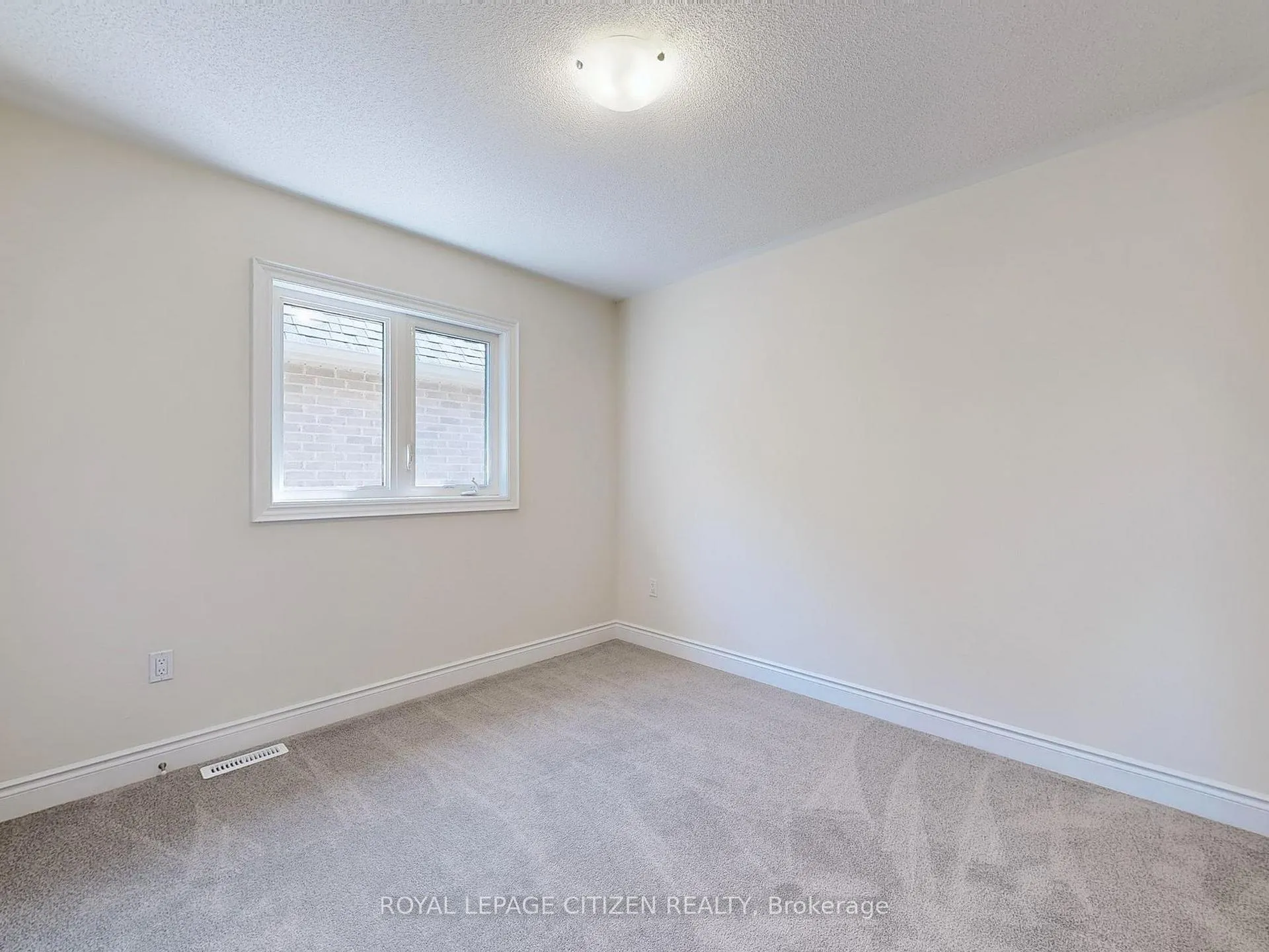 Photo 31 of 102 North Garden Boulevard, Scugog, Port Perry — HOMEH