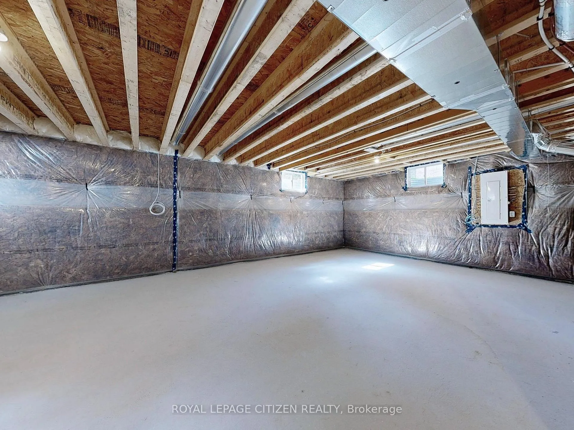 Photo 32 of 102 North Garden Boulevard, Scugog, Port Perry — HOMEH