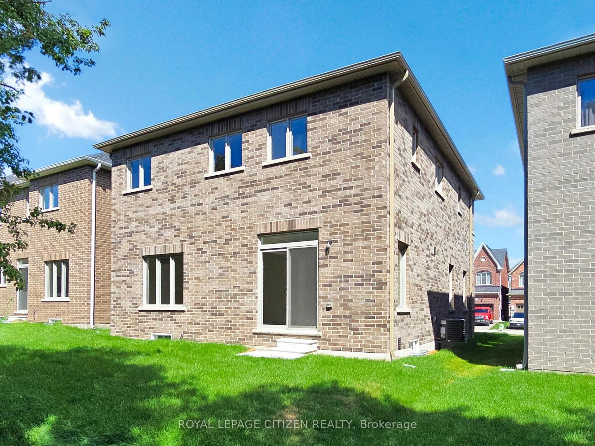 Photo 35 of 102 North Garden Boulevard, Scugog, Port Perry — HOMEH