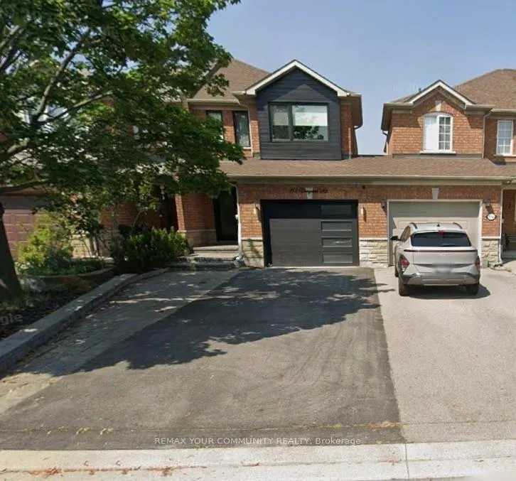 Front of 152 Vanguard Road W