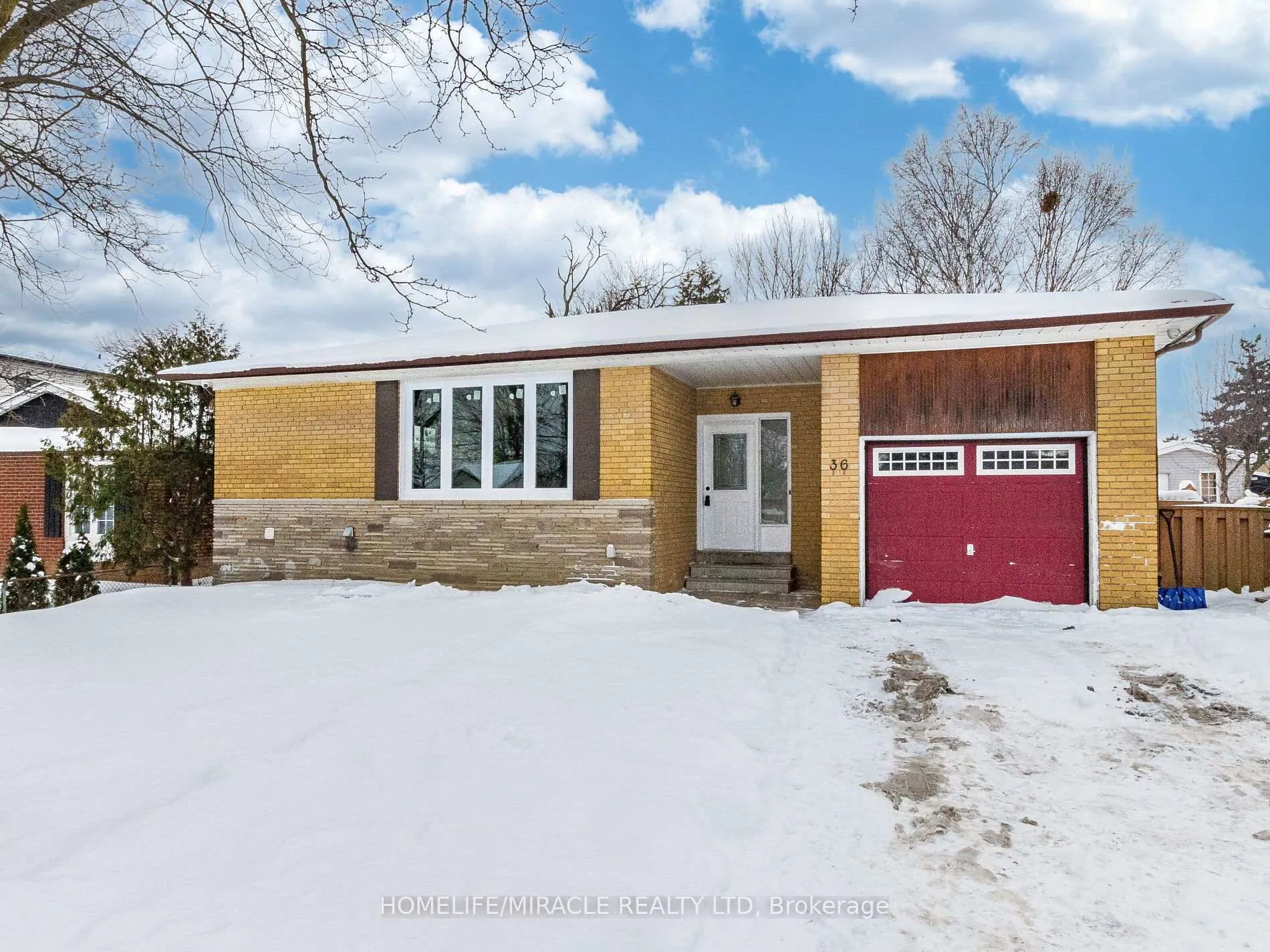 Front of 36 Mclaughlin Road N