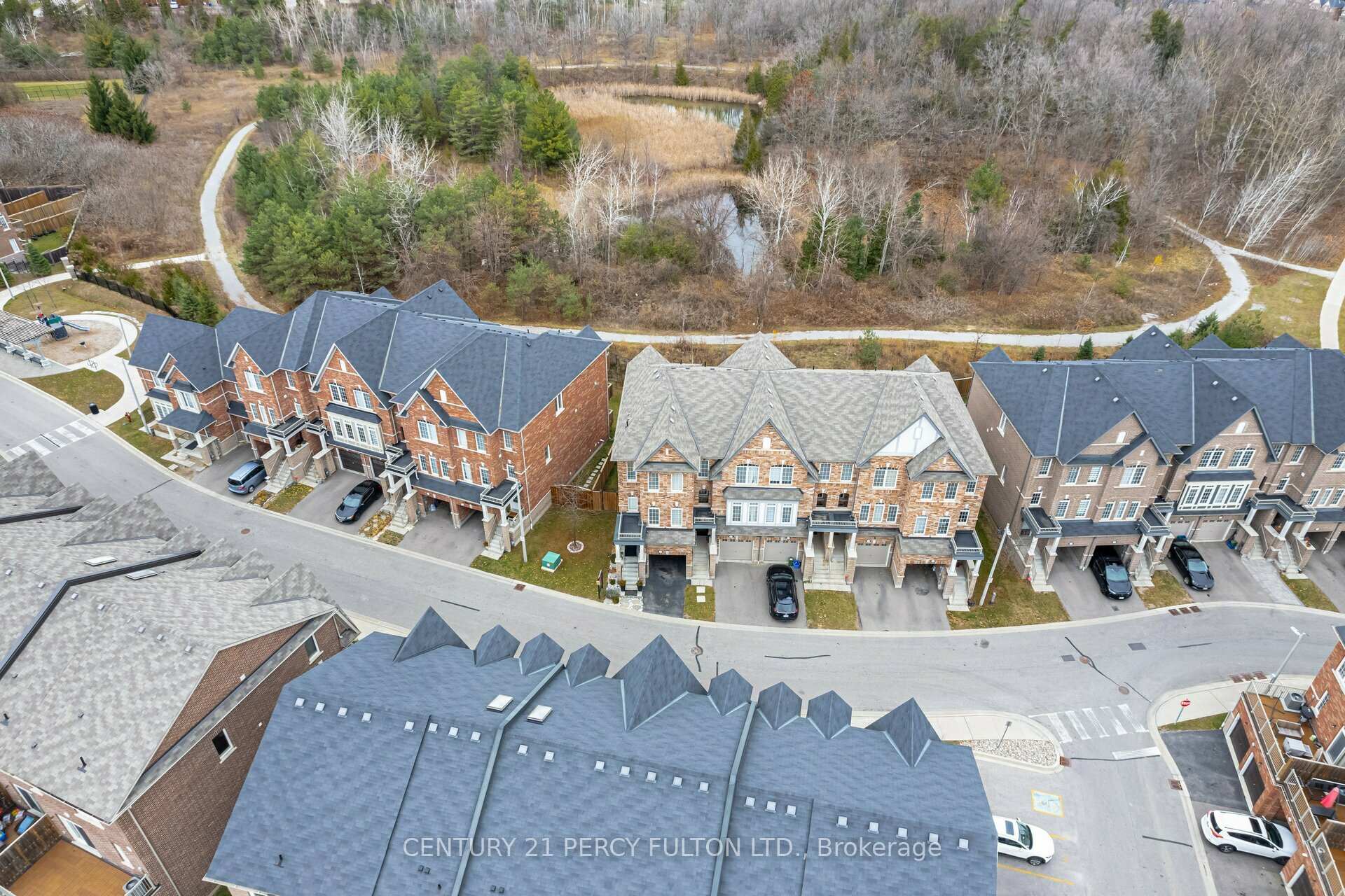 Photo 4 of 21 Graywardine Lane, Ajax, Northeast Ajax — HOMEH
