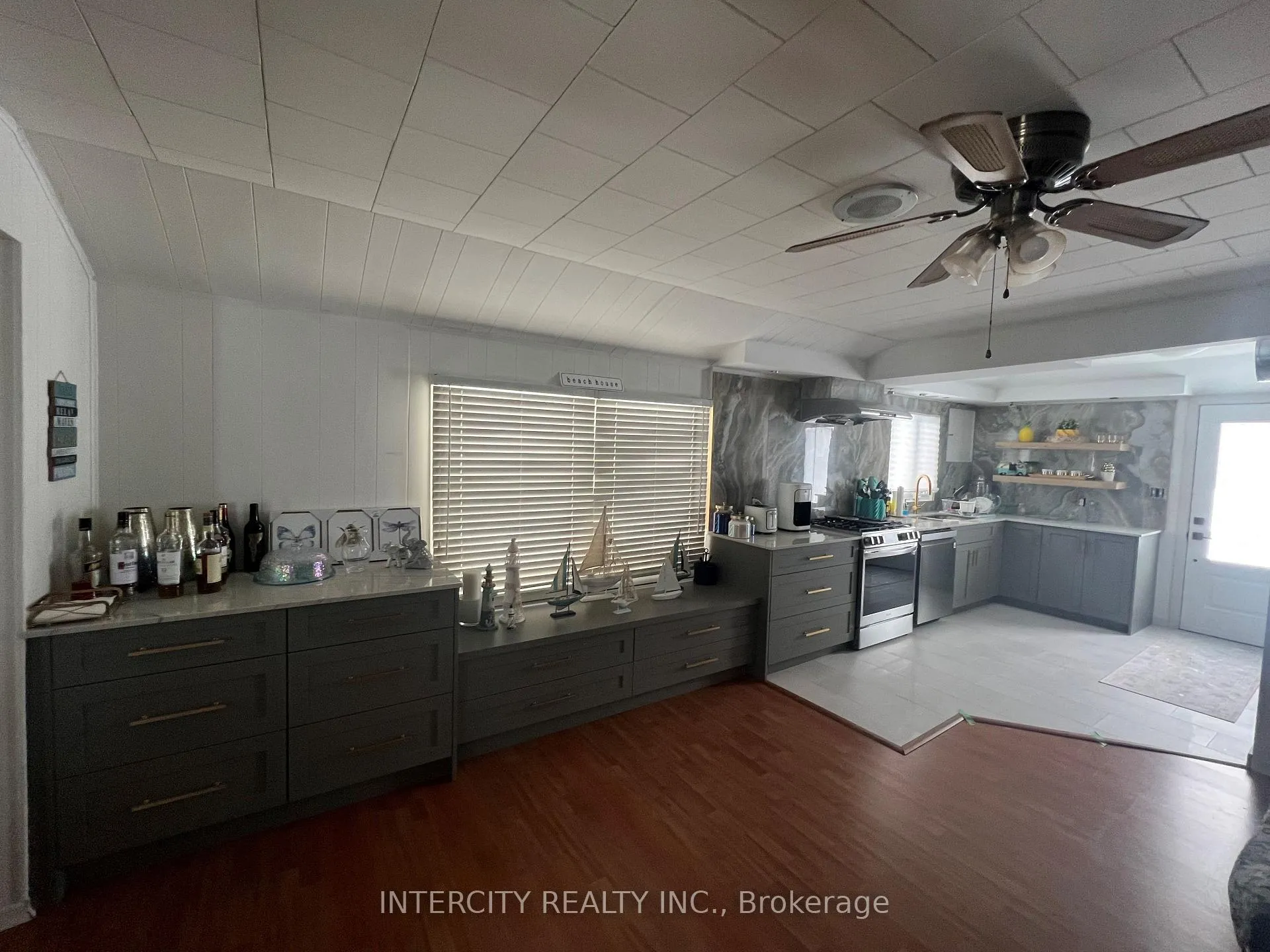 Photo 6 of 1074 River Road E, Wasaga Beach — HOMEH