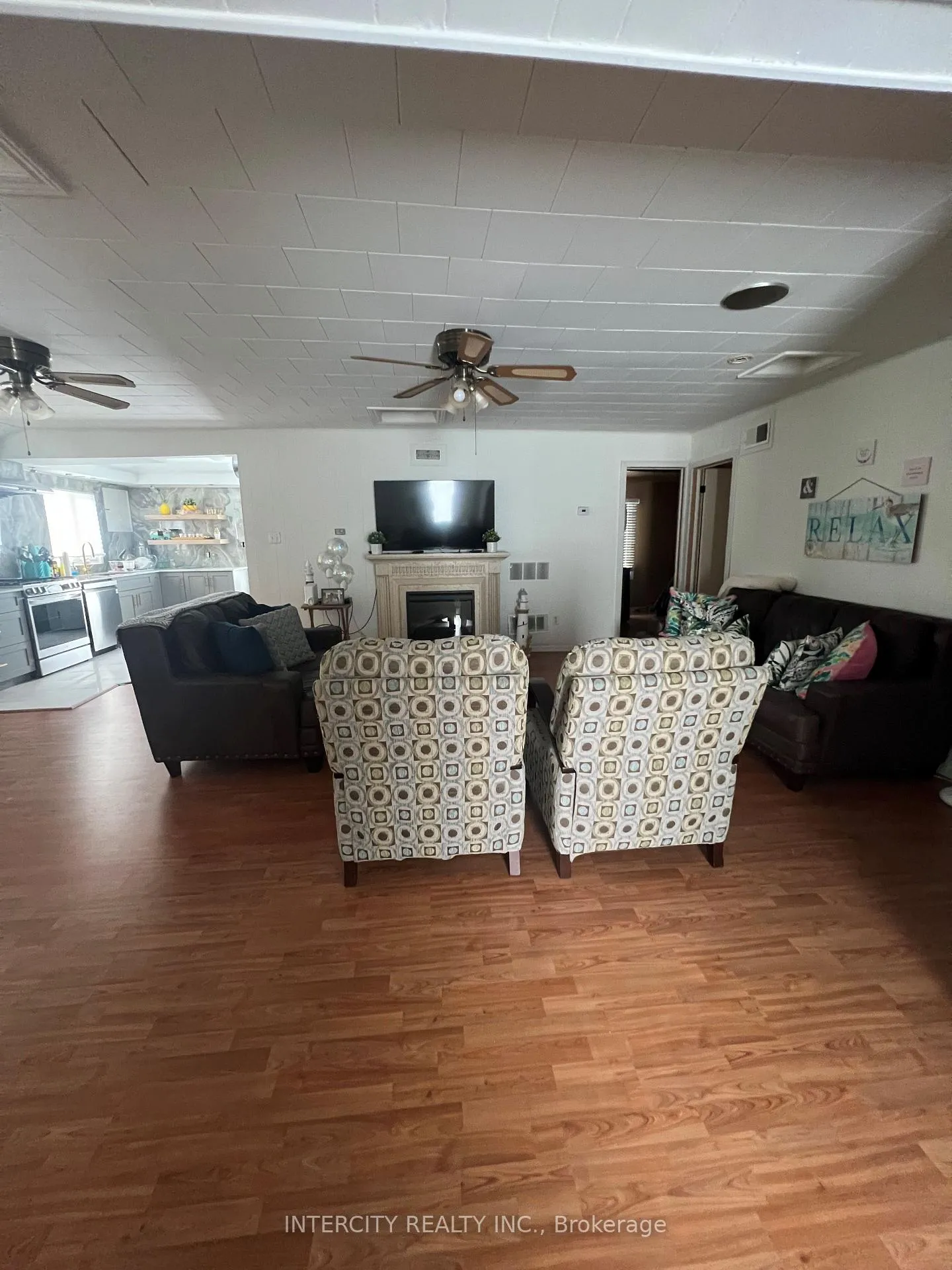 Photo 8 of 1074 River Road E, Wasaga Beach — HOMEH
