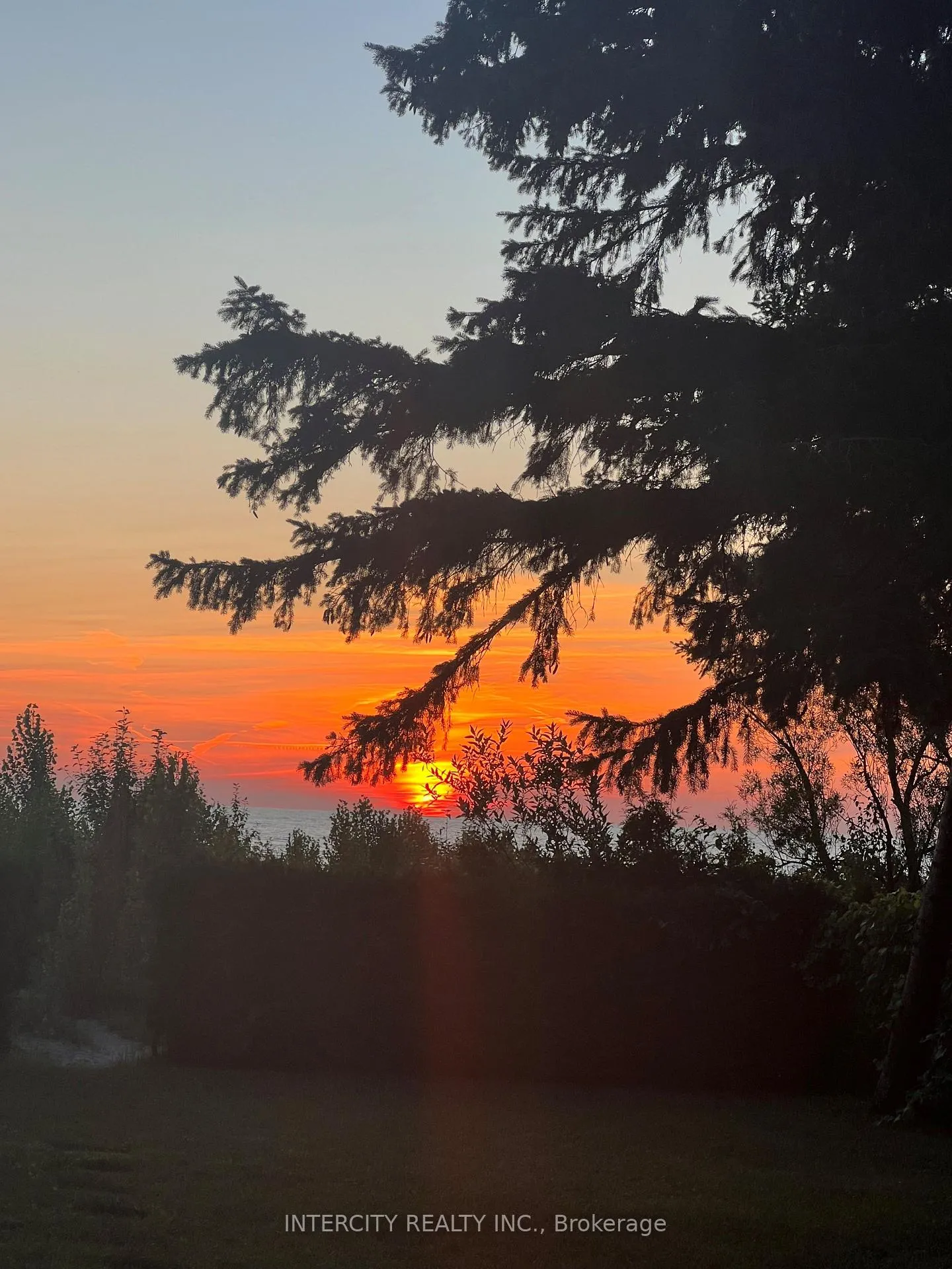 Photo 15 of 1074 River Road E, Wasaga Beach — HOMEH