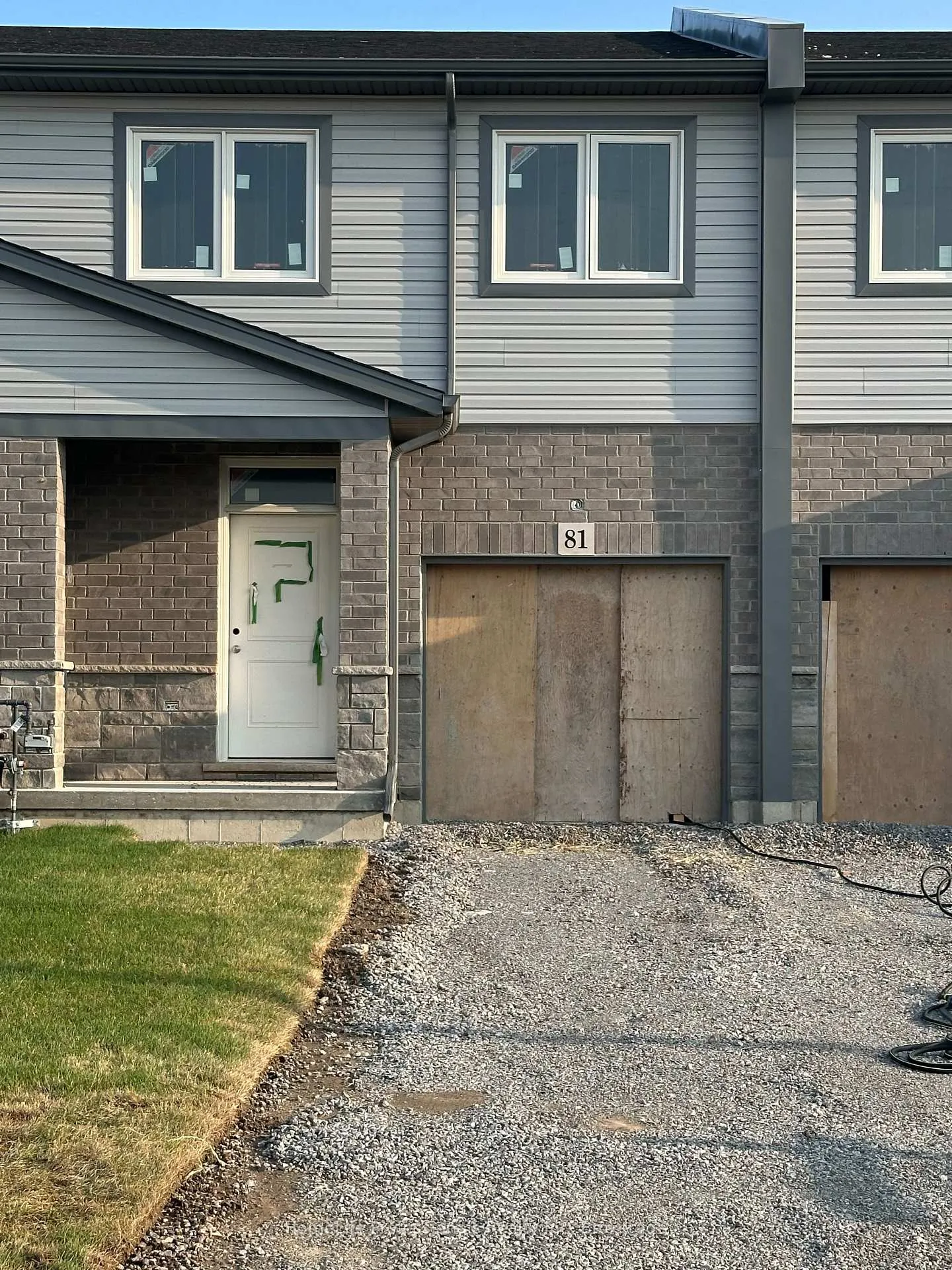 Front of 81 Elvira Way