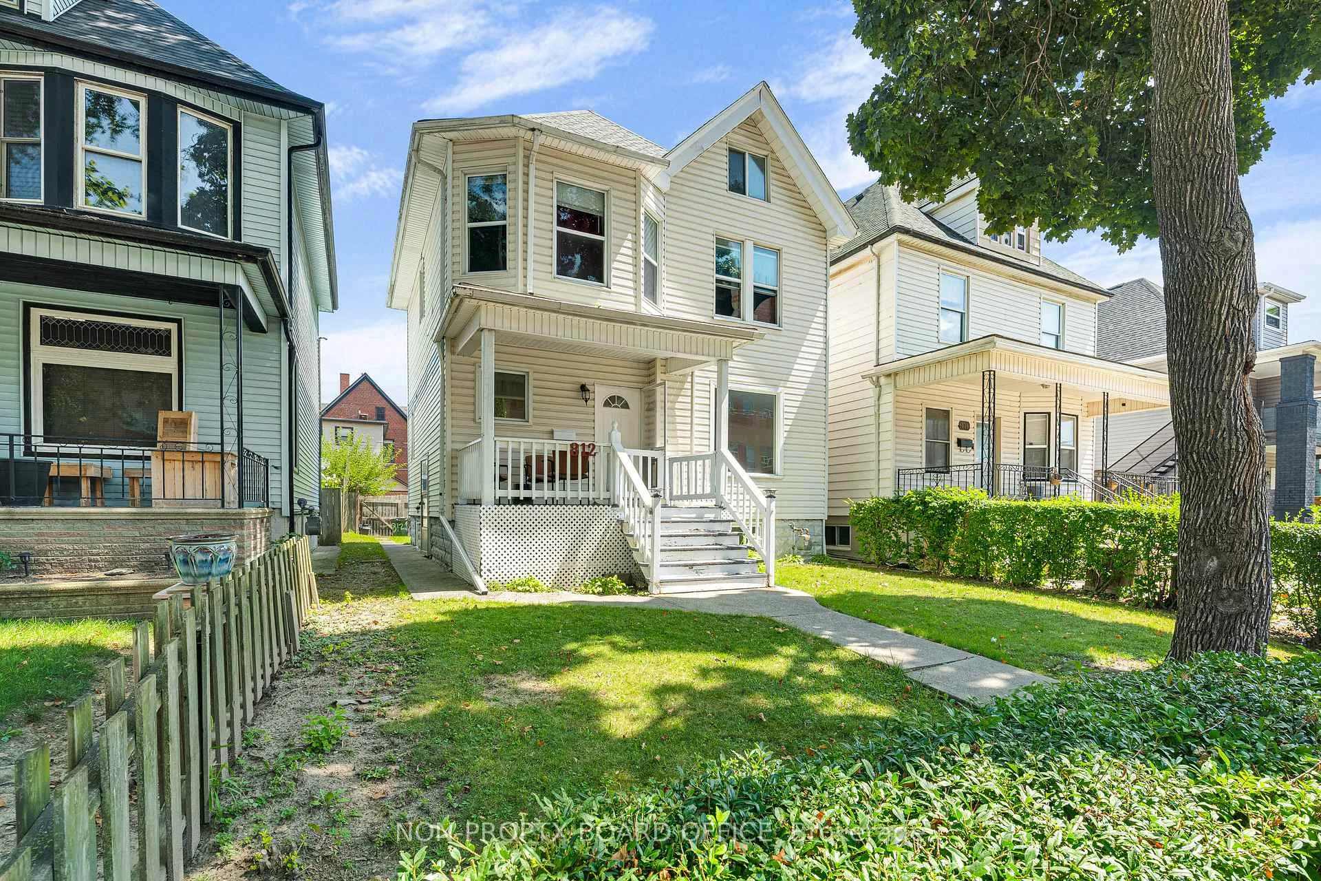Photo 1 of 812 Dougall Avenue, Windsor — HOMEH