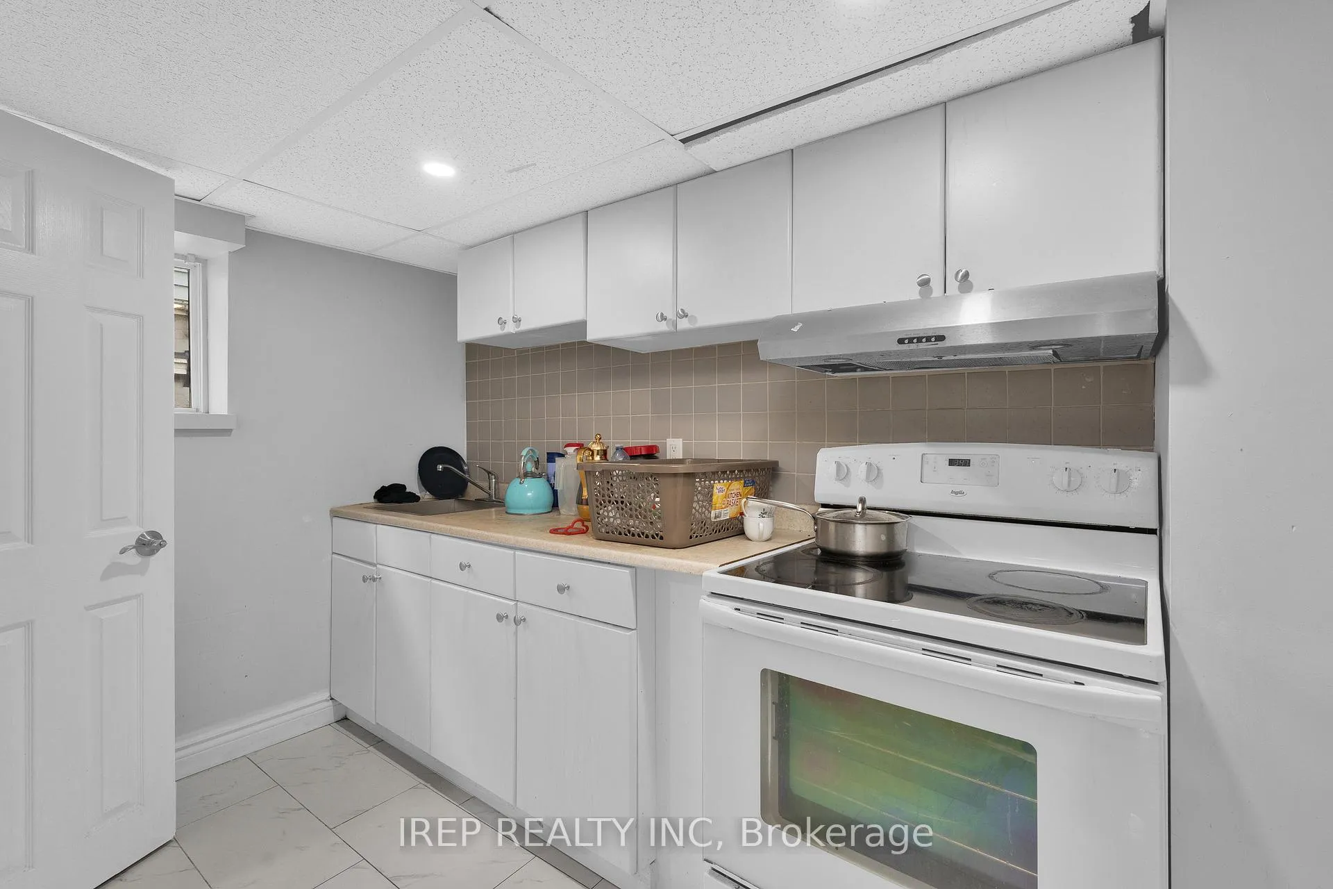 Photo 8 of 812 Dougall Avenue, Windsor — HOMEH