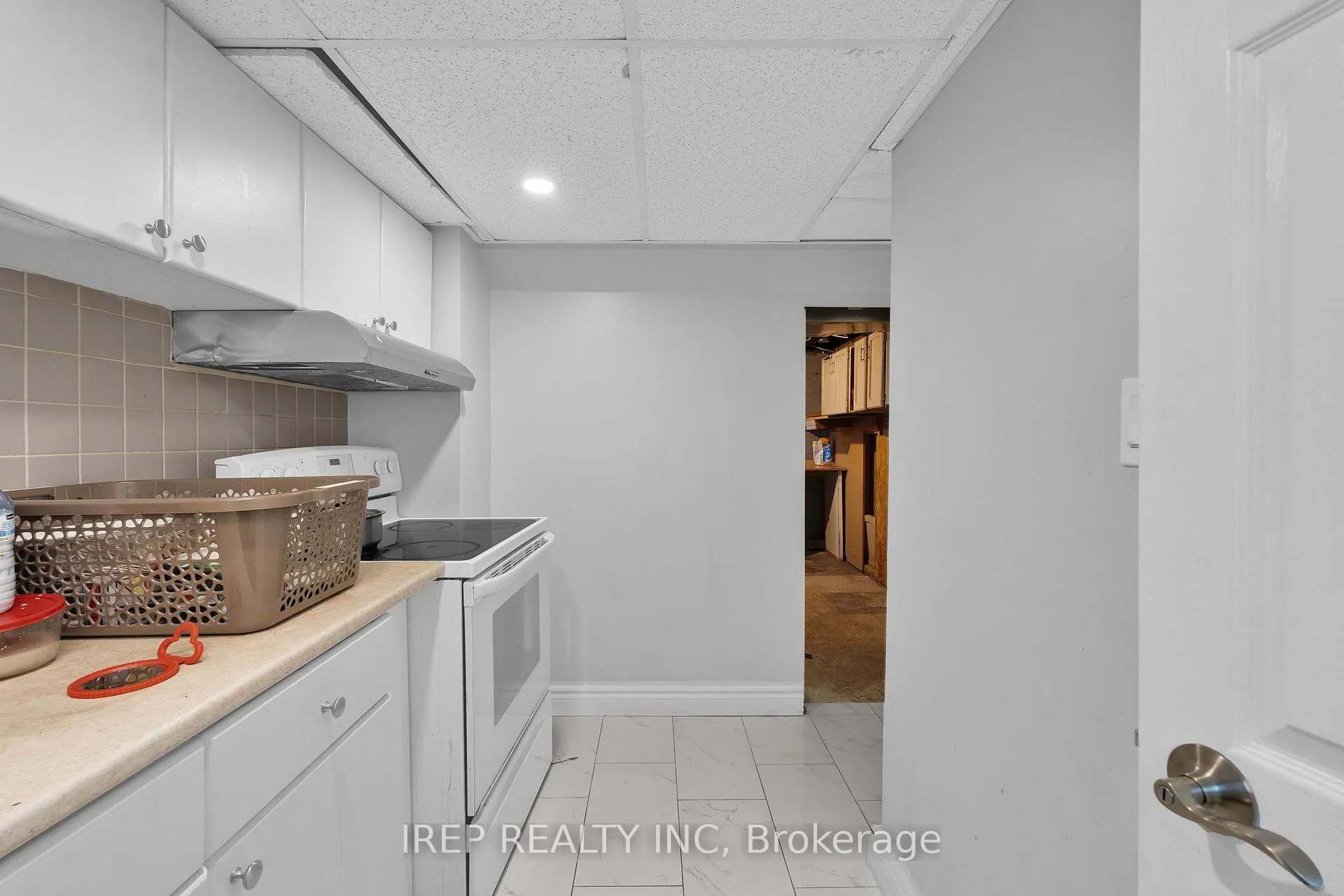 Photo 9 of 812 Dougall Avenue, Windsor — HOMEH