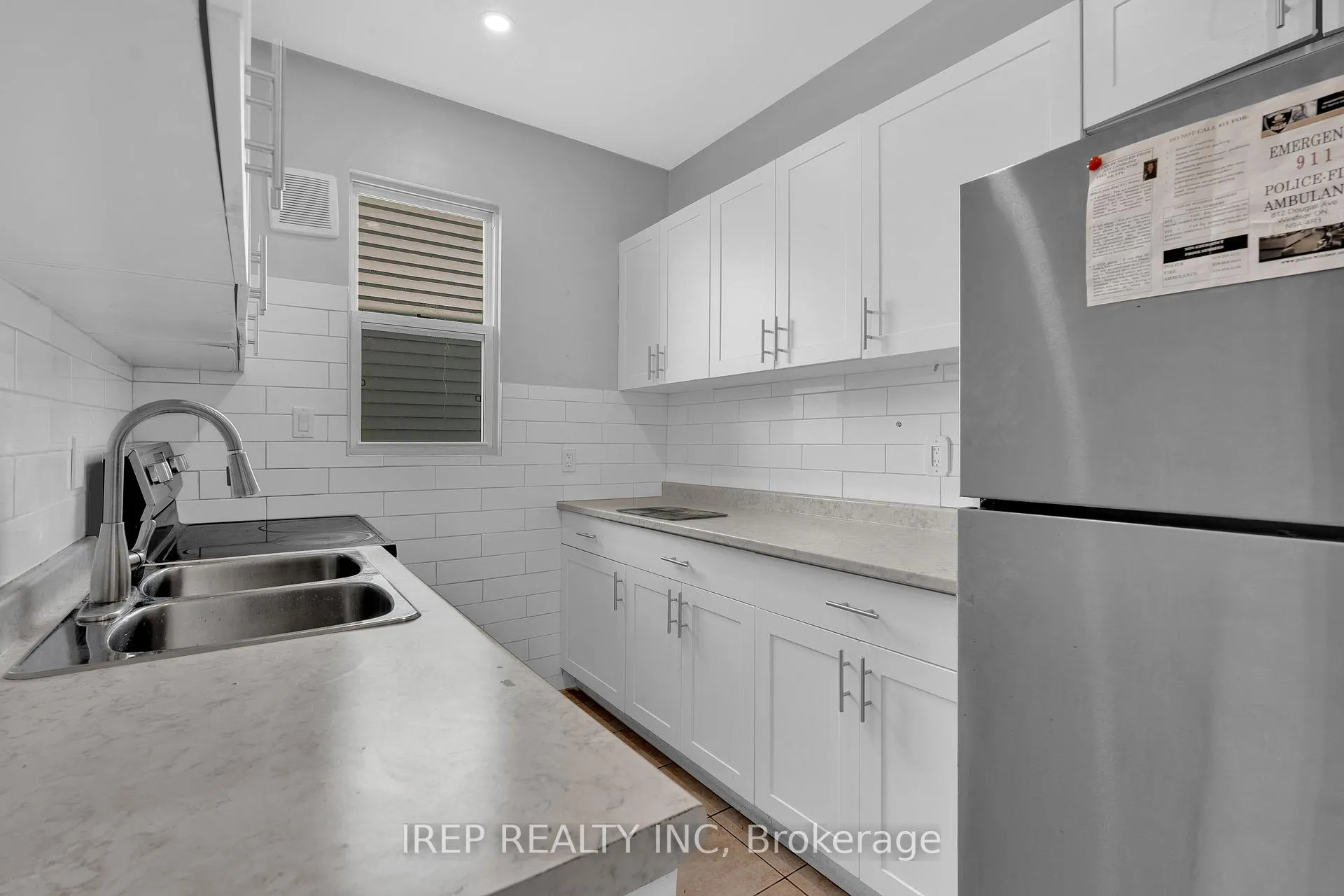 Photo 20 of 812 Dougall Avenue, Windsor — HOMEH