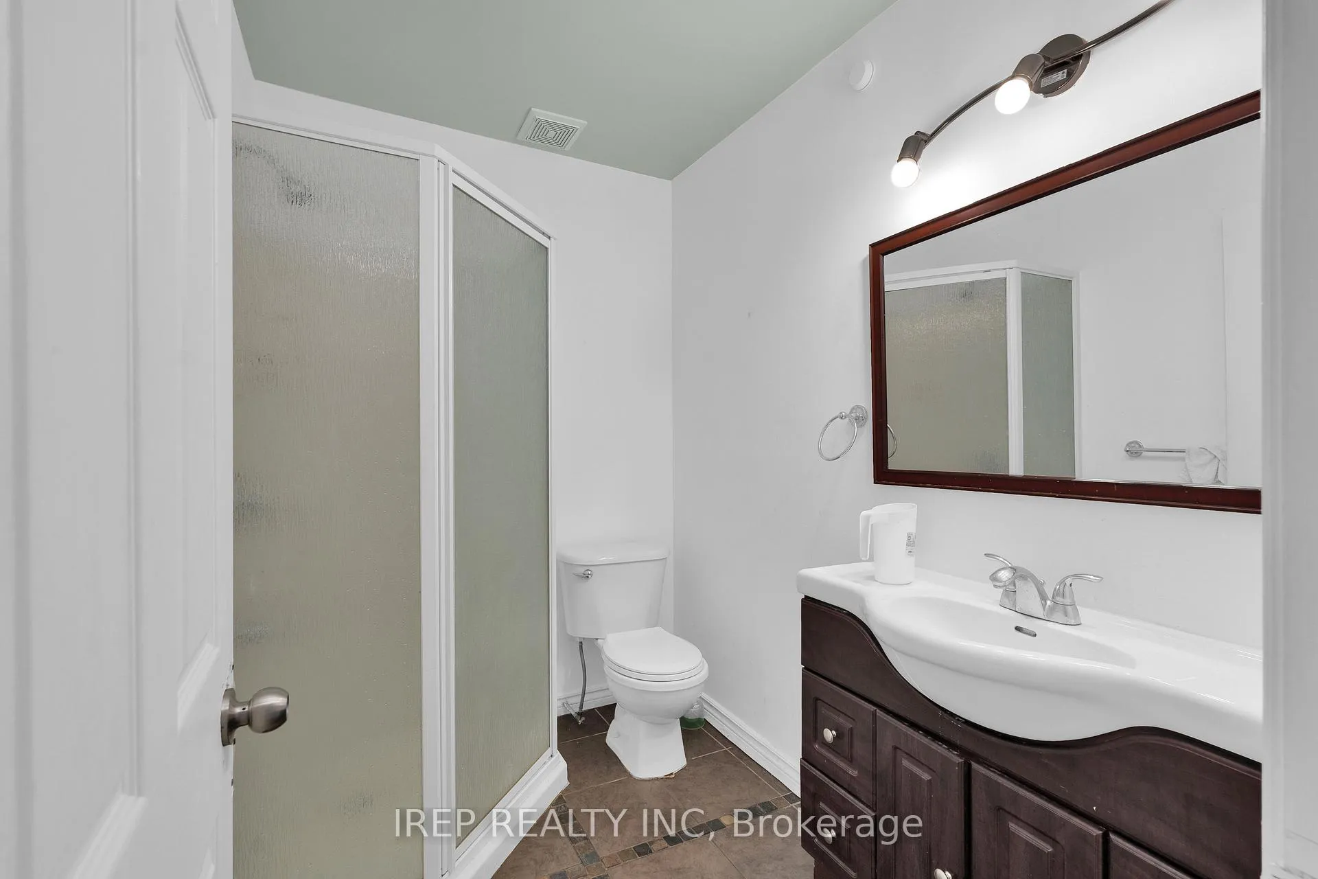 Photo 27 of 812 Dougall Avenue, Windsor — HOMEH