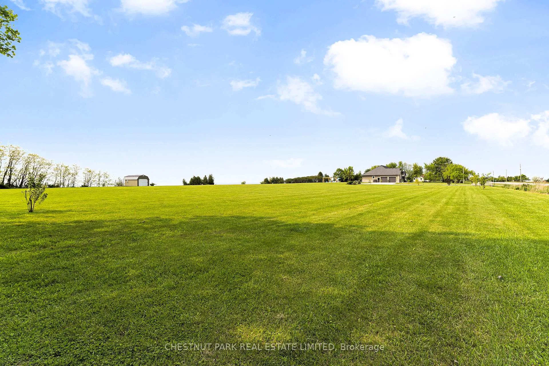 Photo 3 of 5084 Talbot Trail, Chatham-Kent — HOMEH