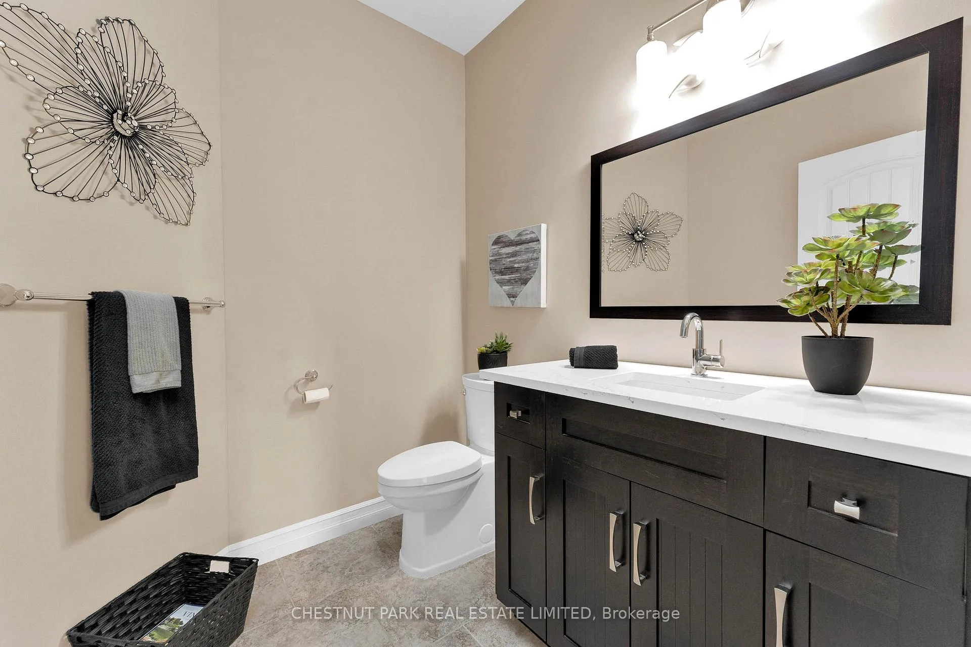 Photo 24 of 5084 Talbot Trail, Chatham-Kent — HOMEH